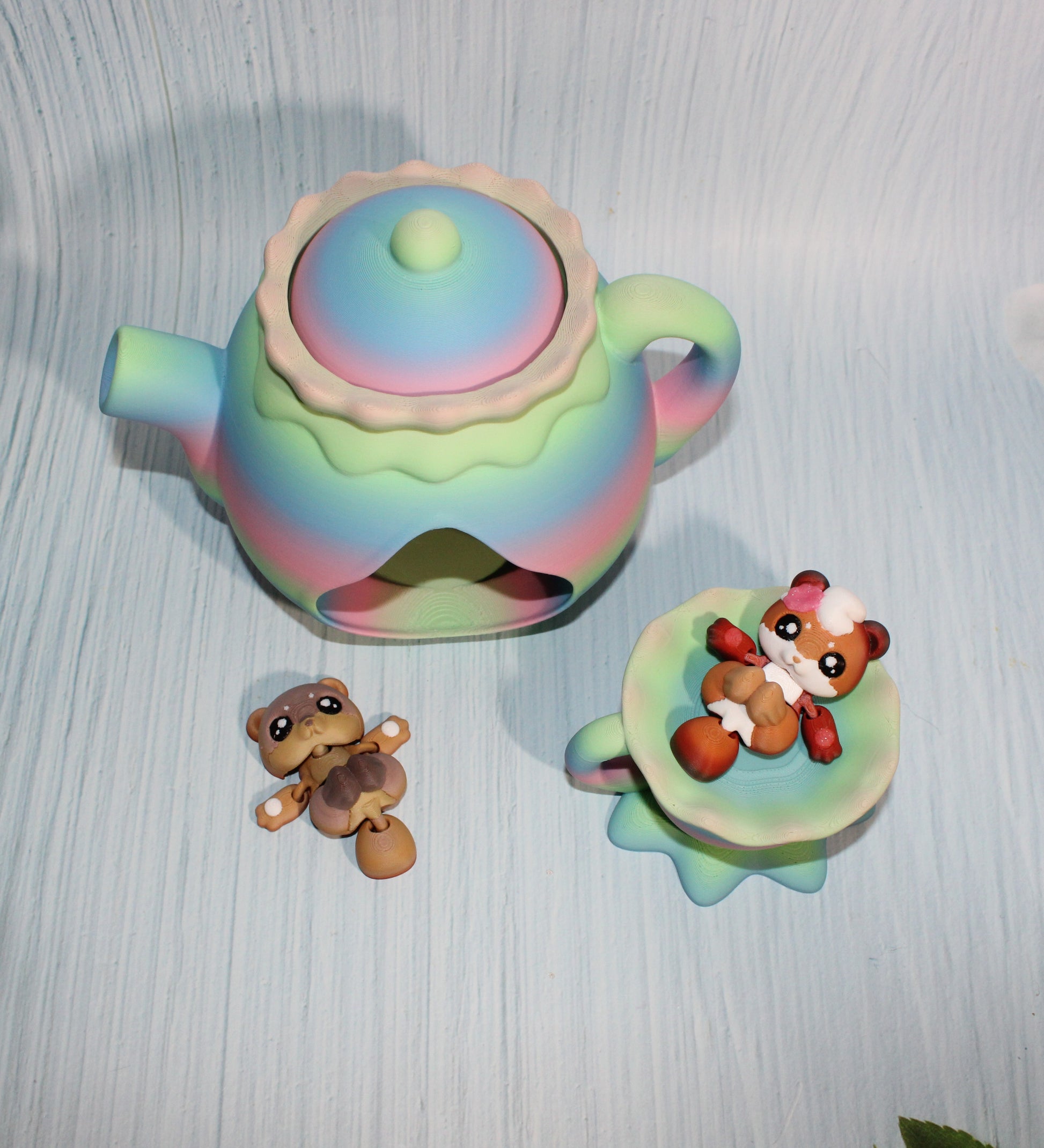 Tea Otter Play set- Everything Included- Comes with 2 Otters-3d printed - Wonderland 3D Printing 