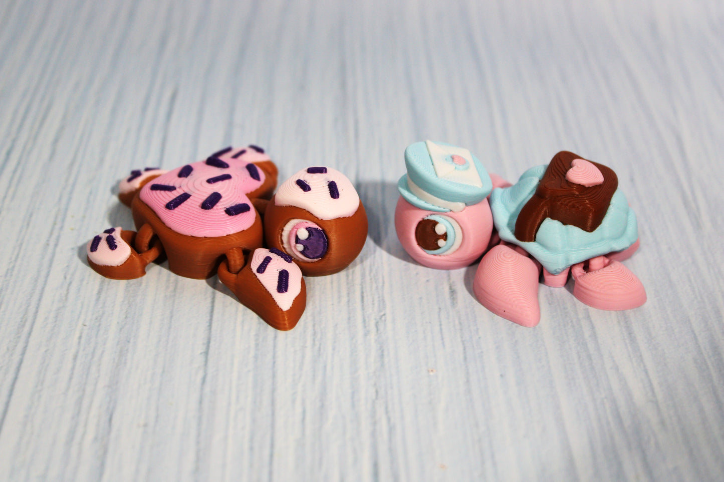 Sweet Turtles 2.5" Long with Tic Tac Toe Game Options-3d printed - Wonderland 3D Printing 