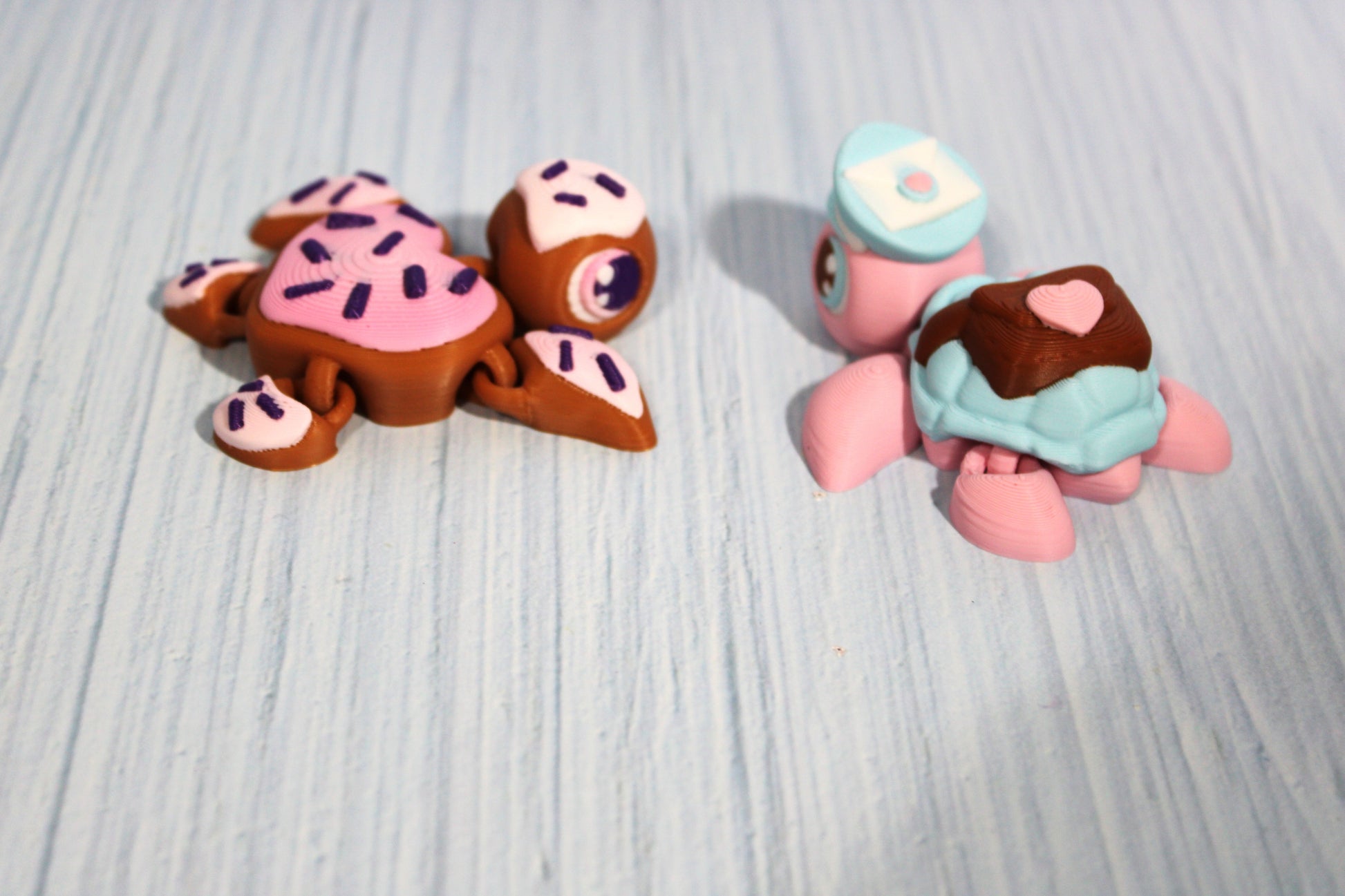 Sweet Turtles 2.5" Long with Tic Tac Toe Game Options-3d printed - Wonderland 3D Printing 