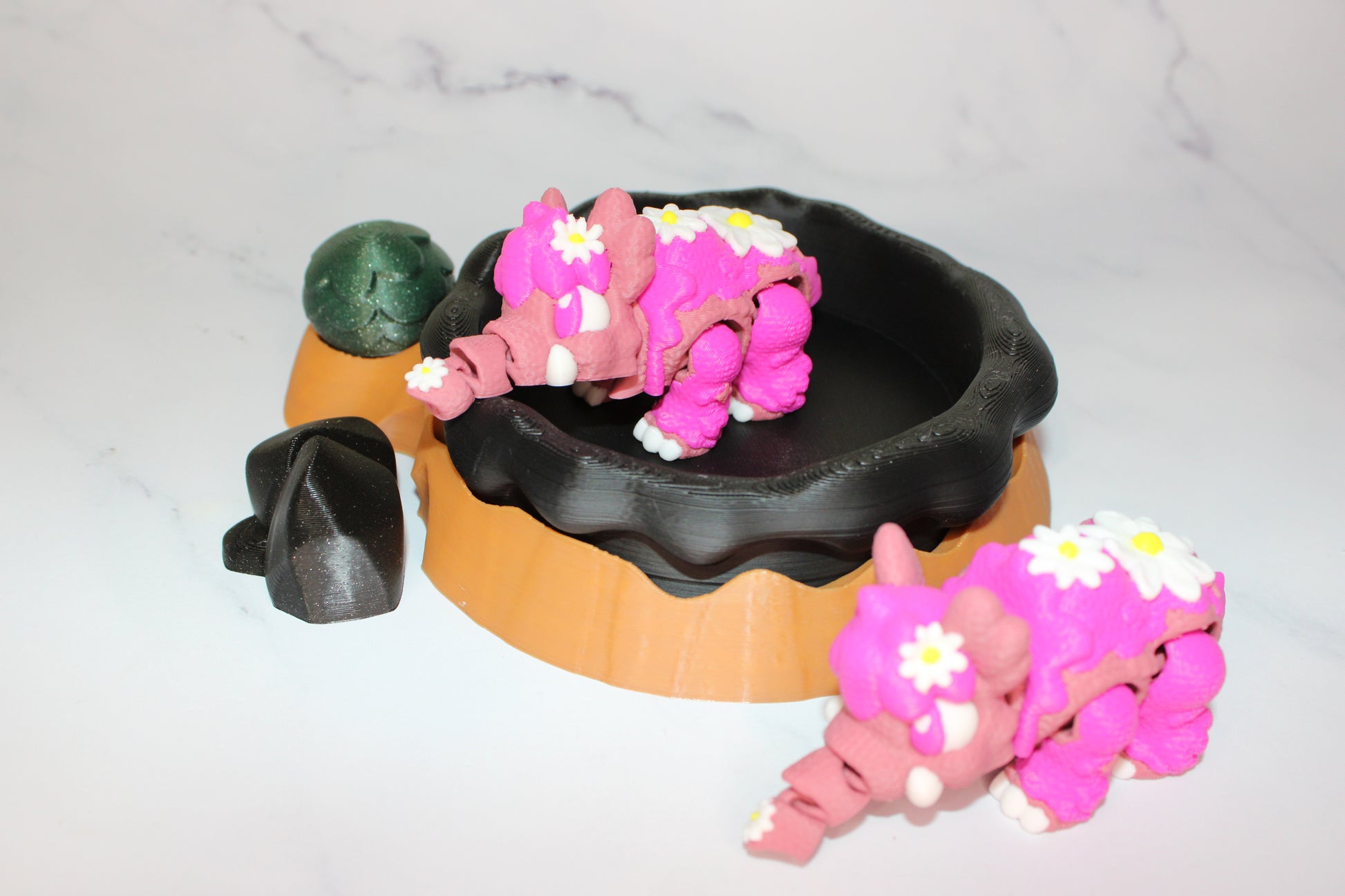 Magnolia the Mammoth or Daisy the Mammoth with Tar Pit Options 3D Printed Articulated Flexi Figurine - Wonderland 3D Printing 