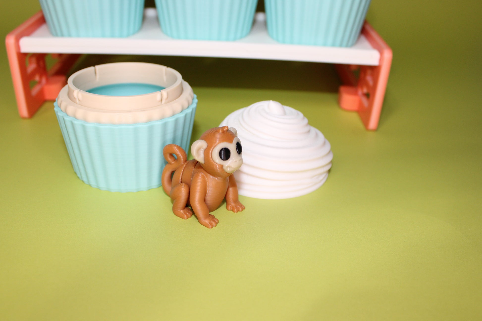Cupcakes & Stand with Minis-3D Printed Articulated Fidget Toys. Great for Birthday Parties! - Wonderland 3D Printing 