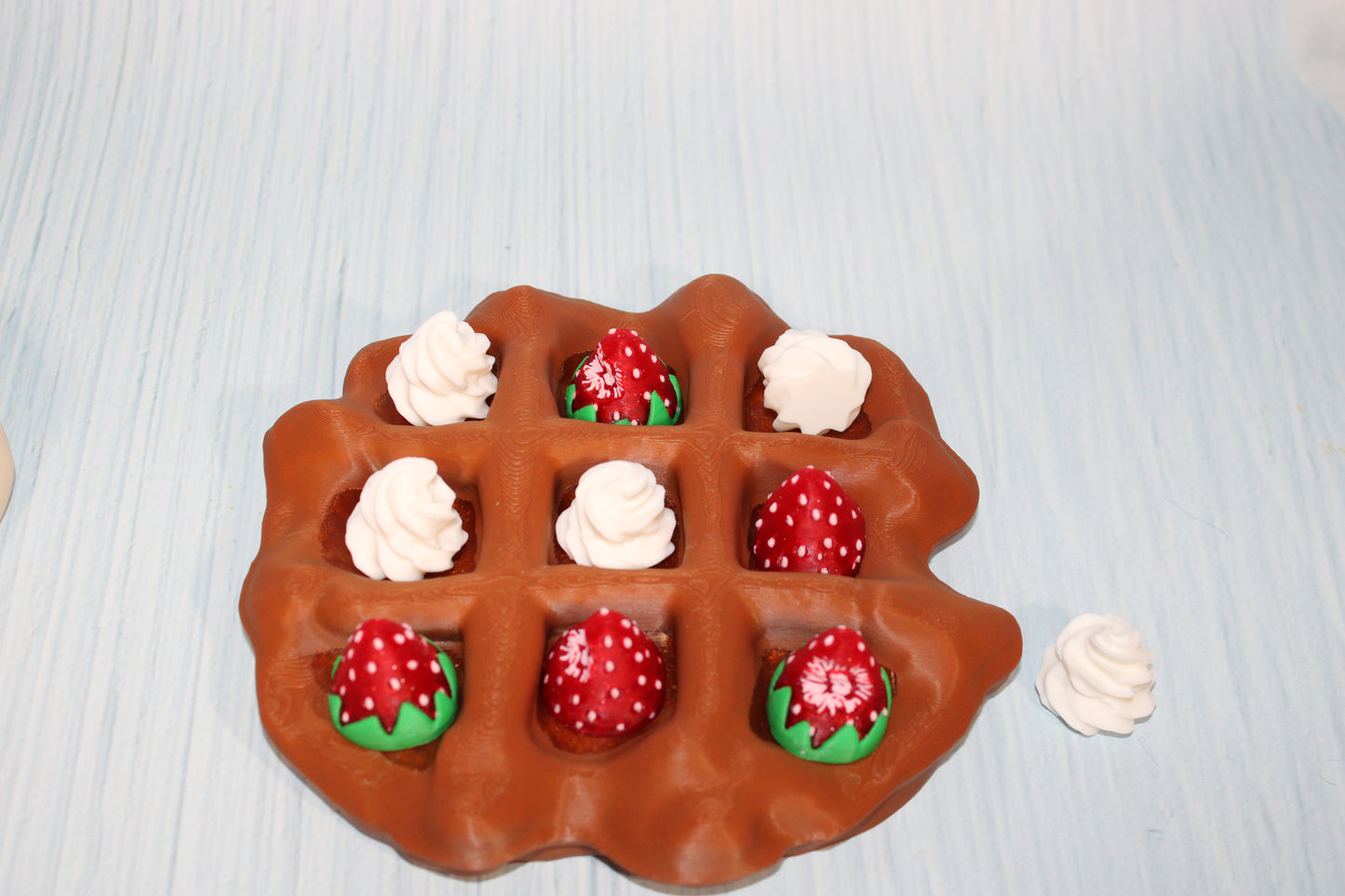 Waffle Tic Tac Toe-3d printed - Wonderland 3D Printing 