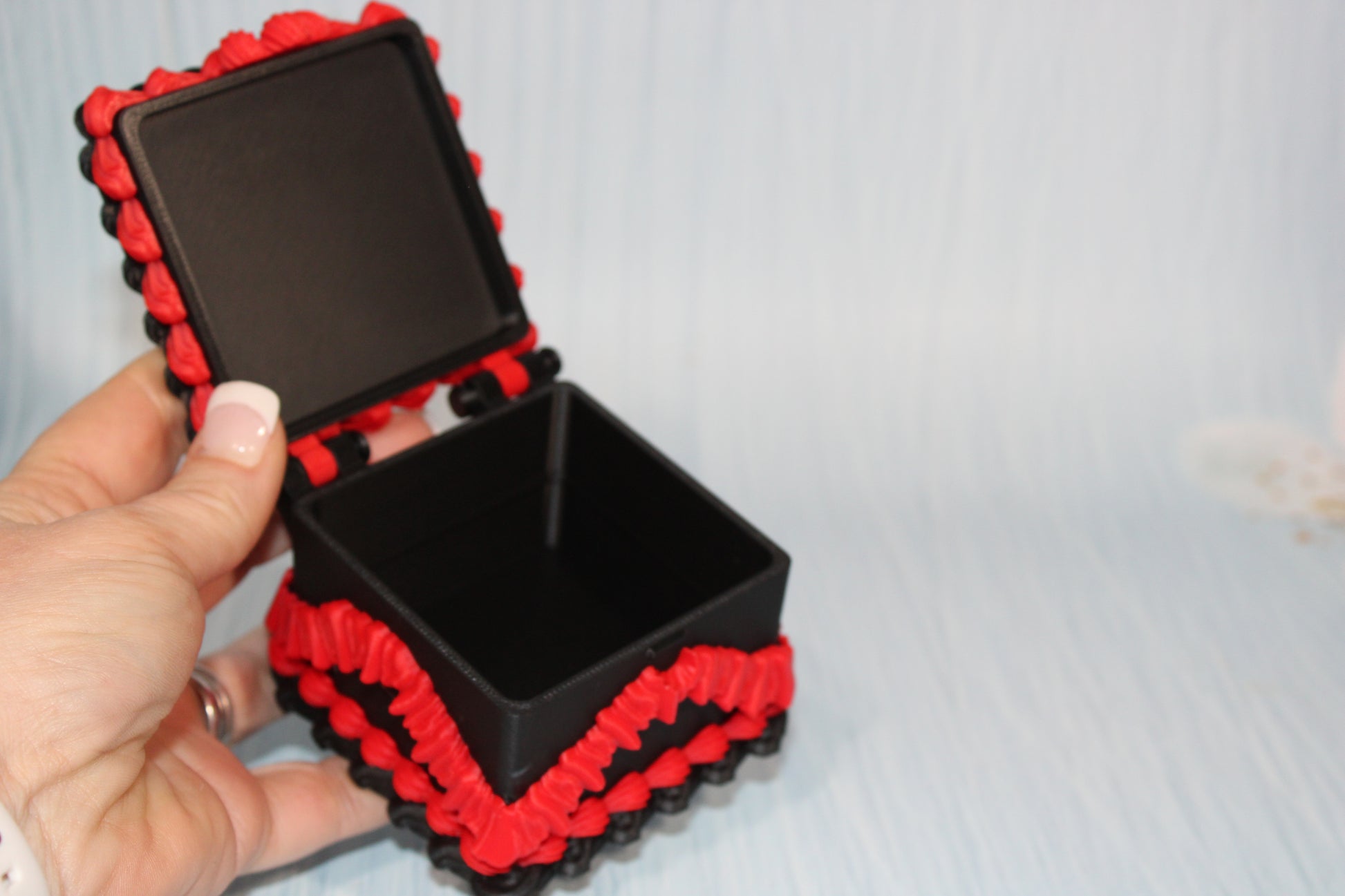 3d Printed Cake Storage Boxes 3" x 3" x 2.75'"t - Wonderland 3D Printing 
