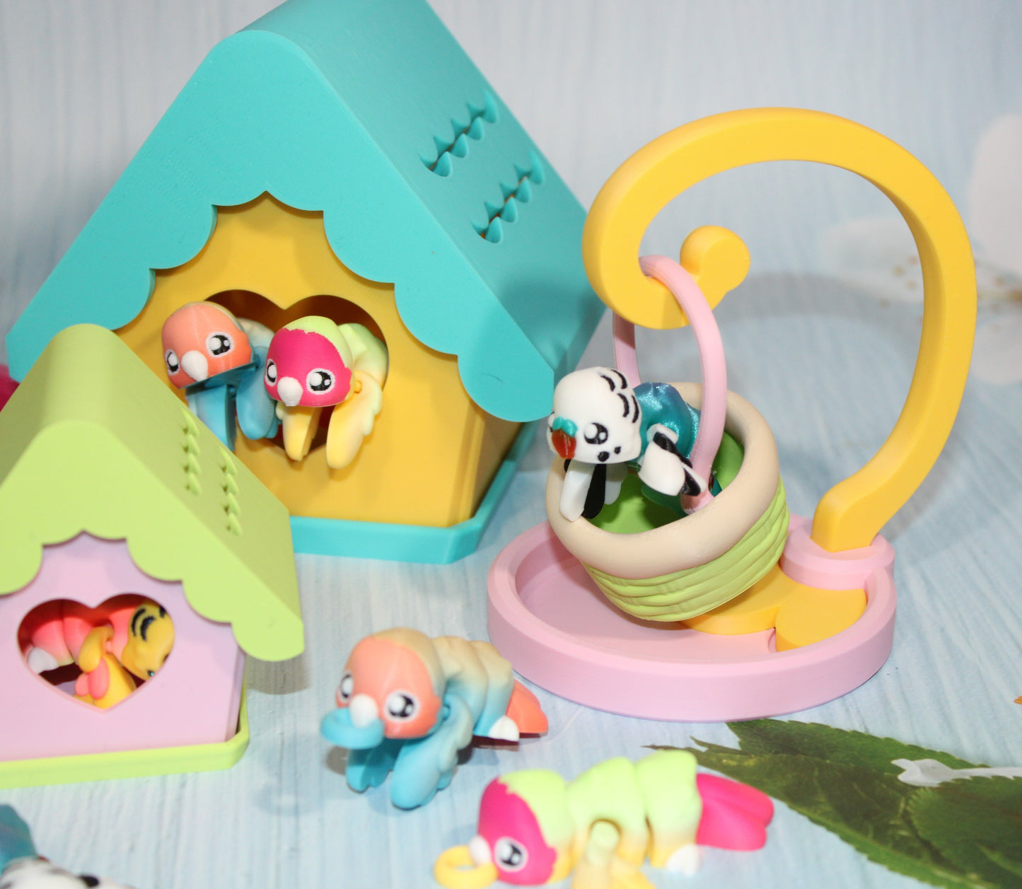 Love Birds and Friends with Swinging Basket or House Options-3d printed - Wonderland 3D Printing 
