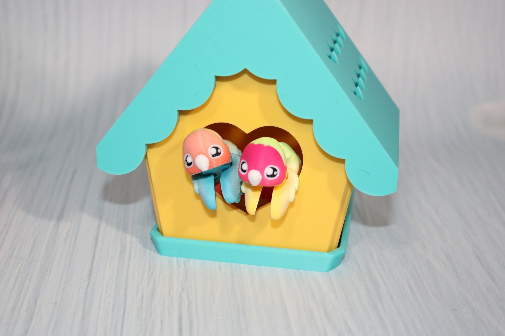 Love Birds and Friends with Swinging Basket or House Options-3d printed - Wonderland 3D Printing 