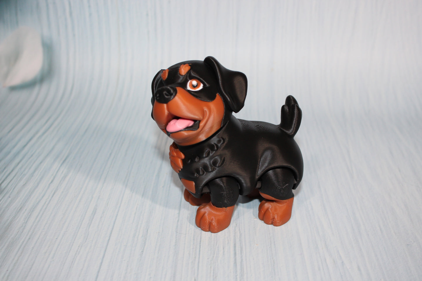 Rottweiler Dog 3D Printed Articulated Flexi Fidget Figurine - Wonderland 3D Printing 