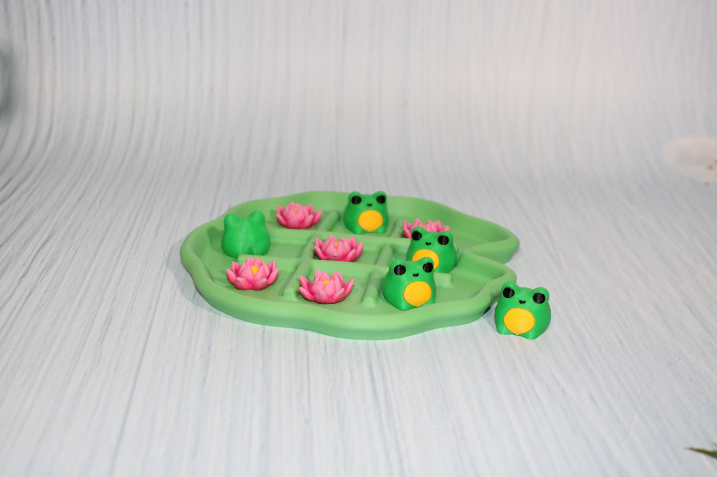 Tic Tac Toe Toad-3d printed - Wonderland 3D Printing 