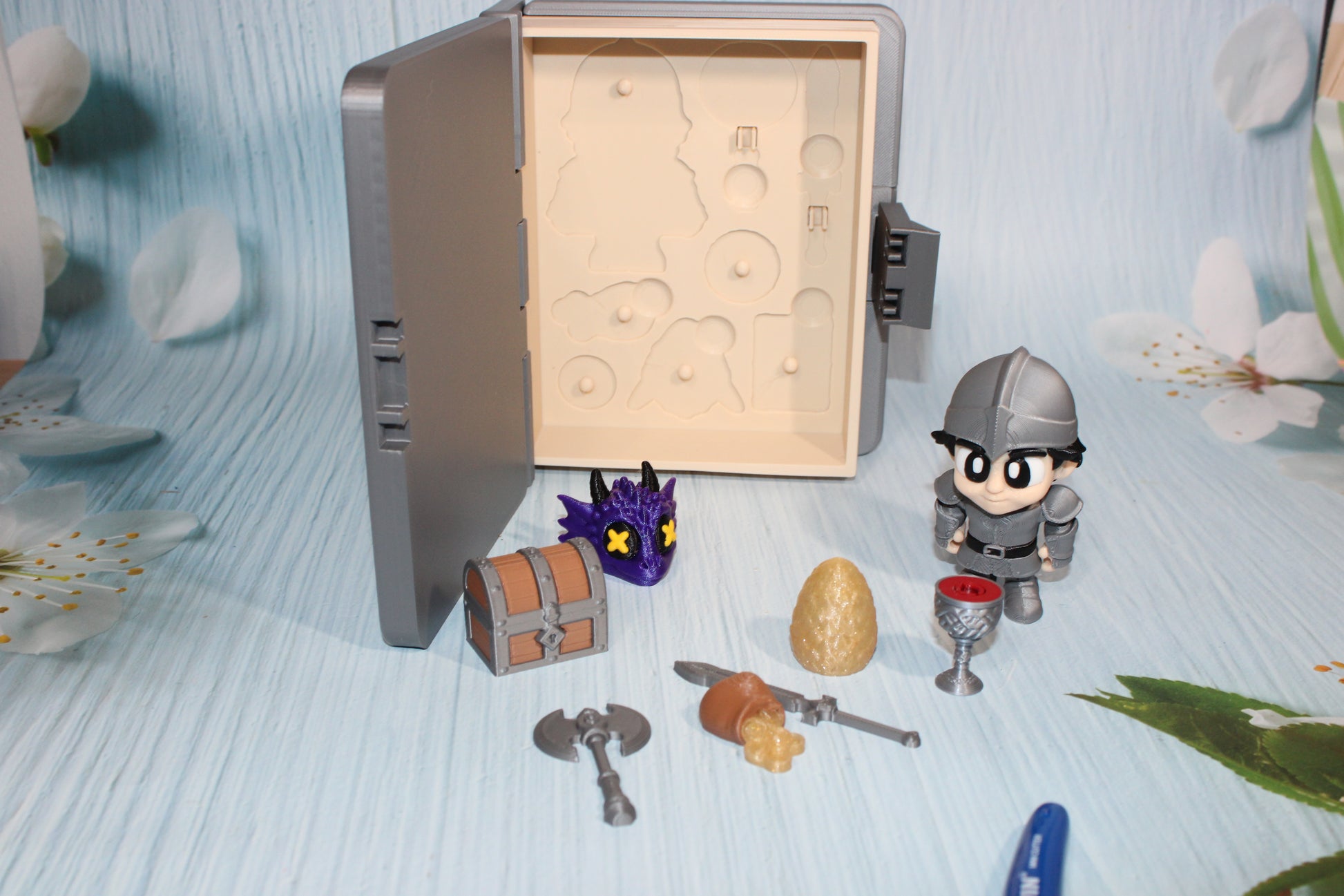 Knight Book Container- Everything Included!! - Wonderland 3D Printing 