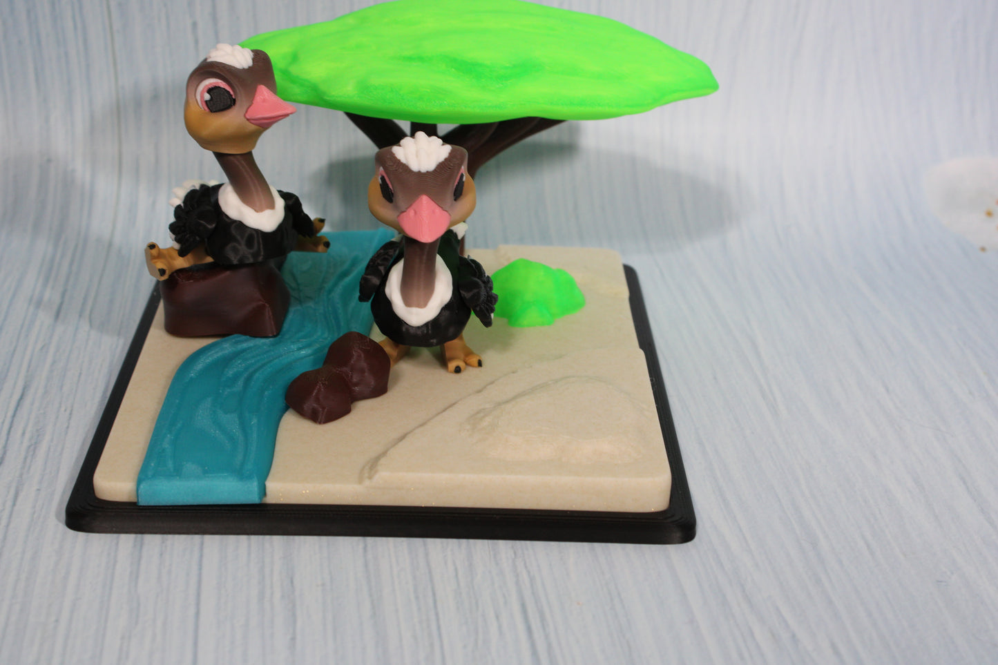 Ostrich with Diorama- Includes both Ostriches - Wonderland 3D Printing 