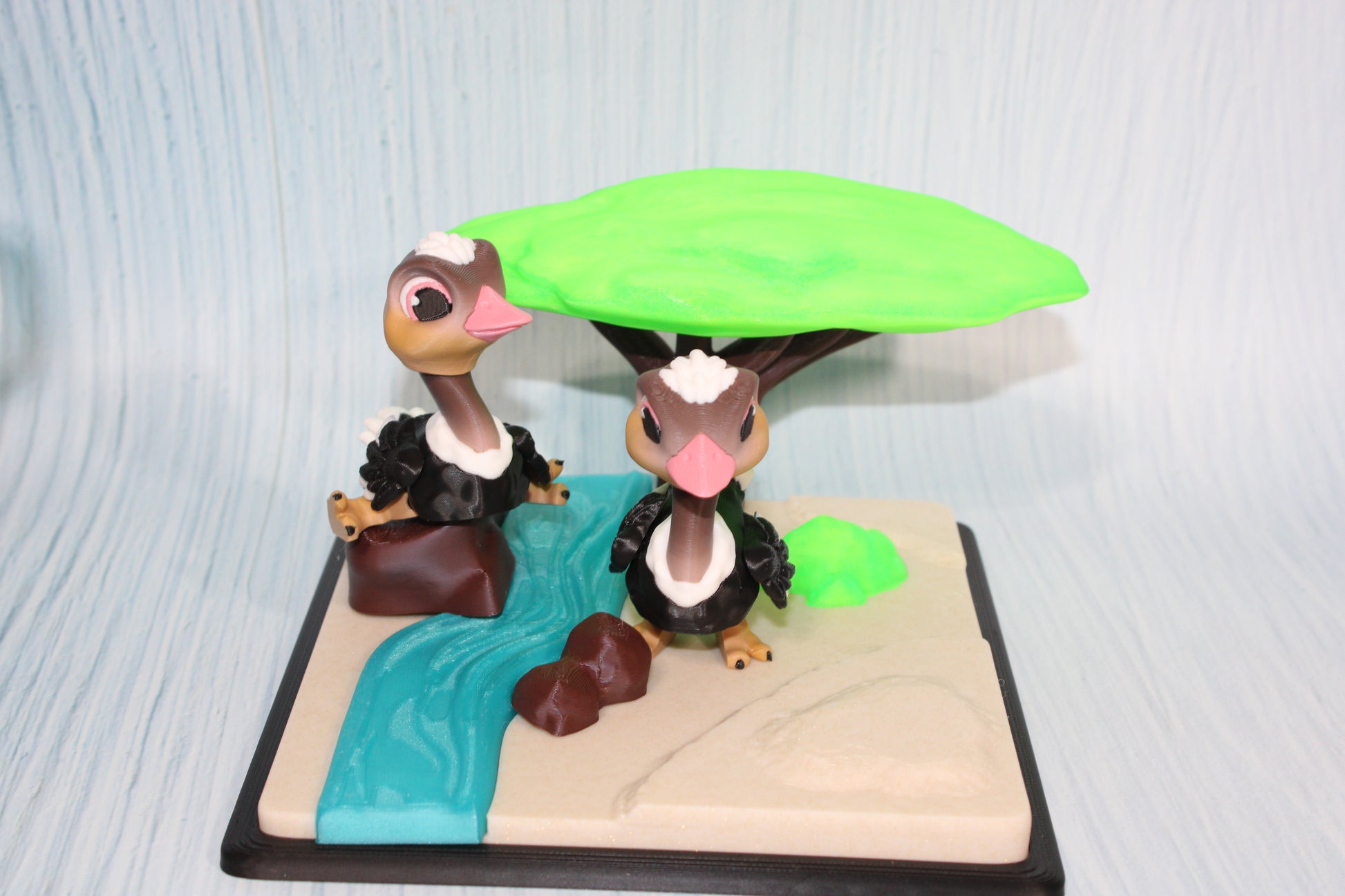 Ostrich with Diorama- Includes both Ostriches - Wonderland 3D Printing 