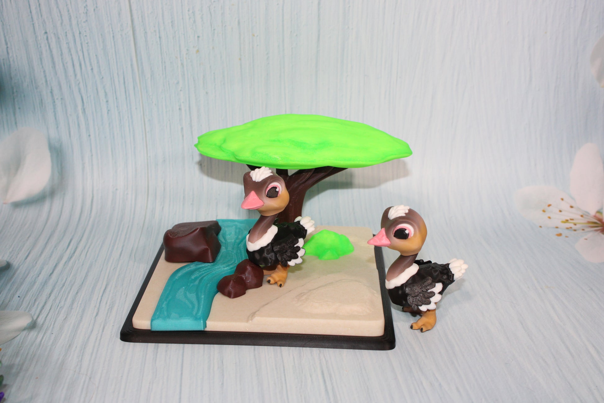 Ostrich with Diorama- Includes both Ostriches - Wonderland 3D Printing 
