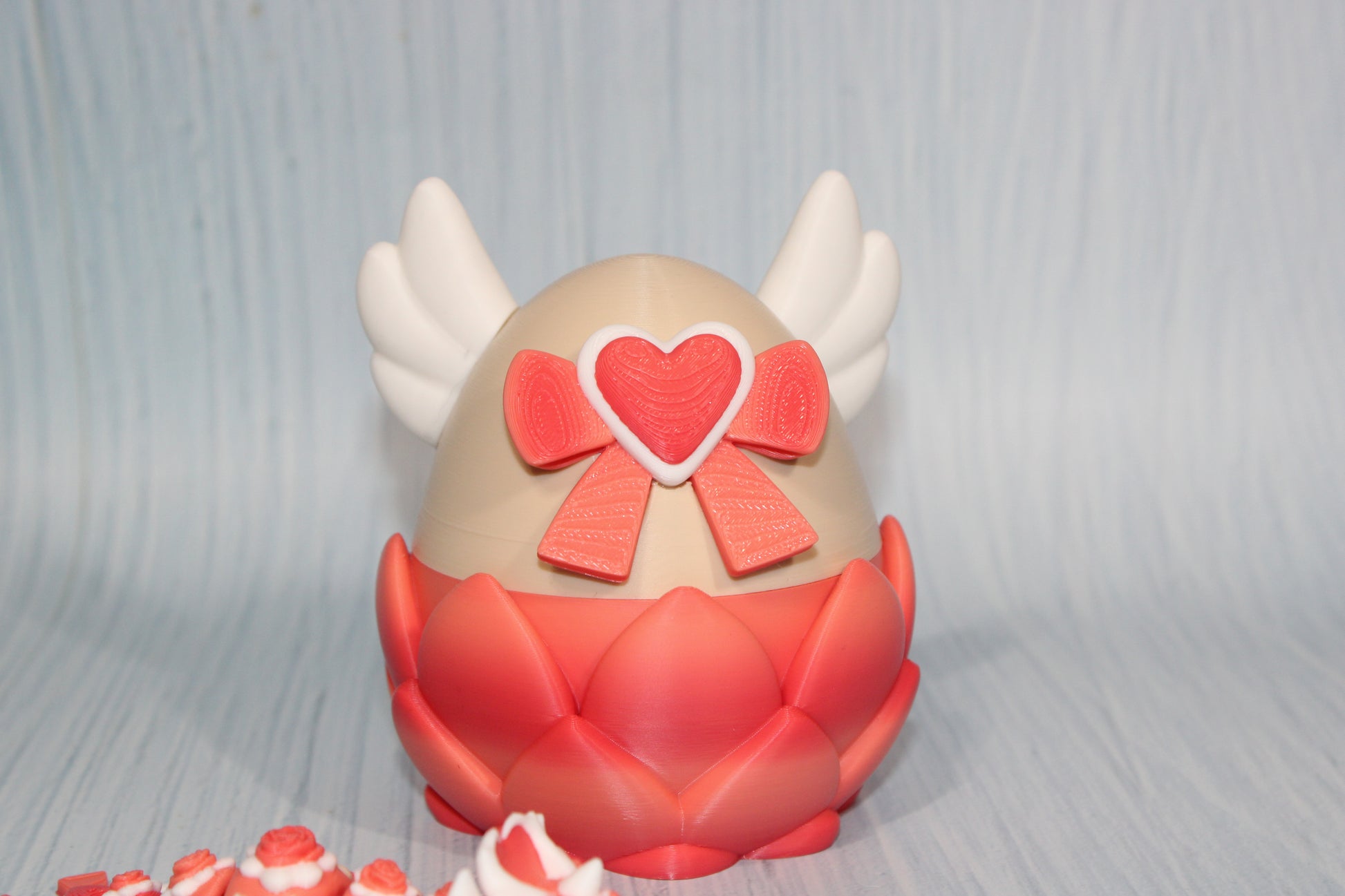 Heart Seeker Dragon with Egg: 4 inches Long 3D Printed Articulated Flexi Fidget - Wonderland 3D Printing 