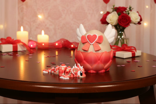 Heart Seeker Dragon with Egg: 4 inches Long 3D Printed Articulated Flexi Fidget - Wonderland 3D Printing 