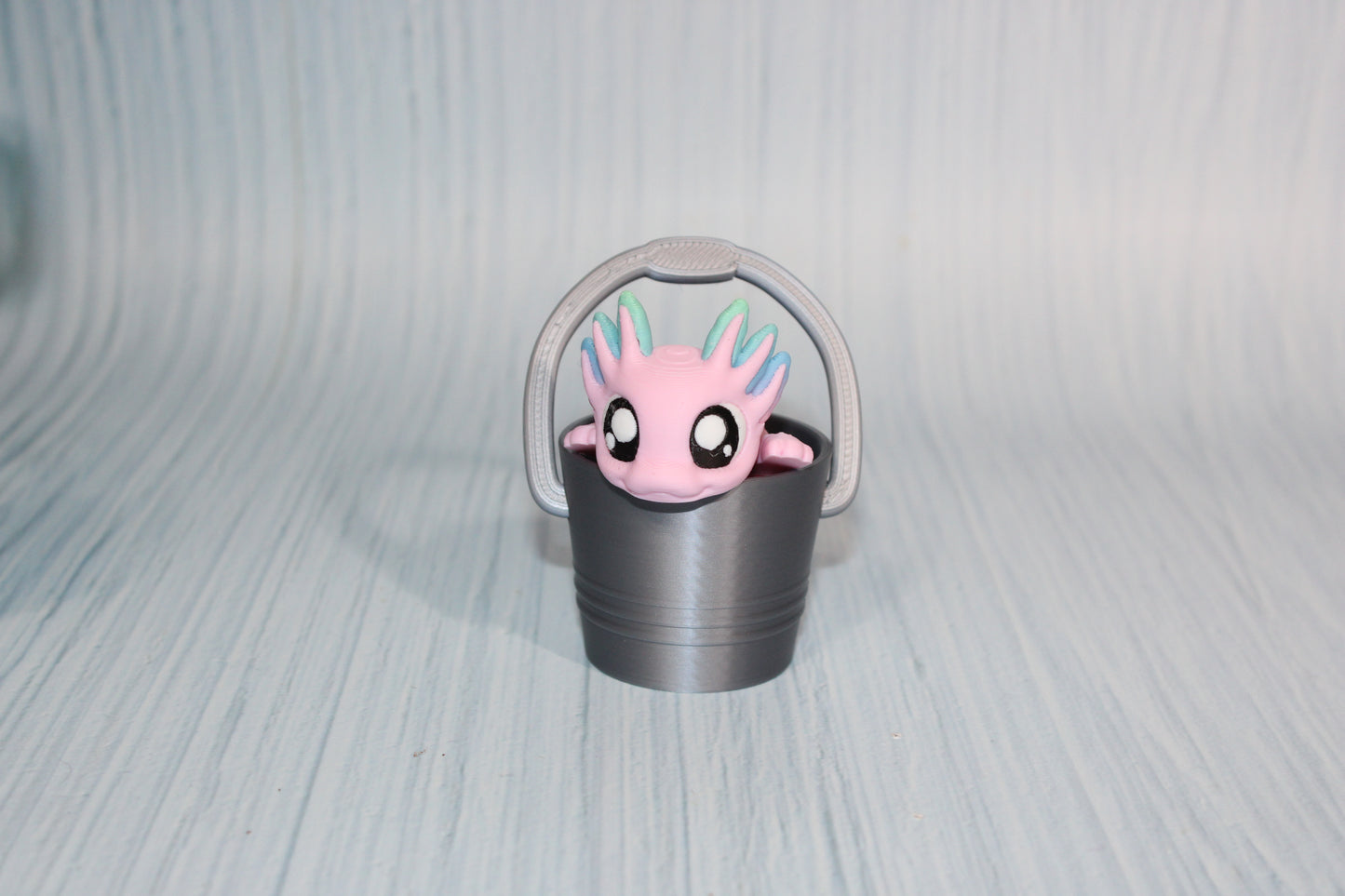 Axolotl Articulated Flexi Fidget Figurine- comes with pail - Wonderland 3D Printing 