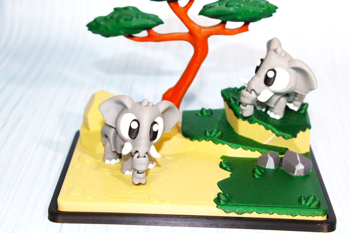 Flexi Elephant and Mini Safari Design Showcase-3D Printed Flexi Fidget- Comes with 2 Elephants) - Wonderland 3D Printing 