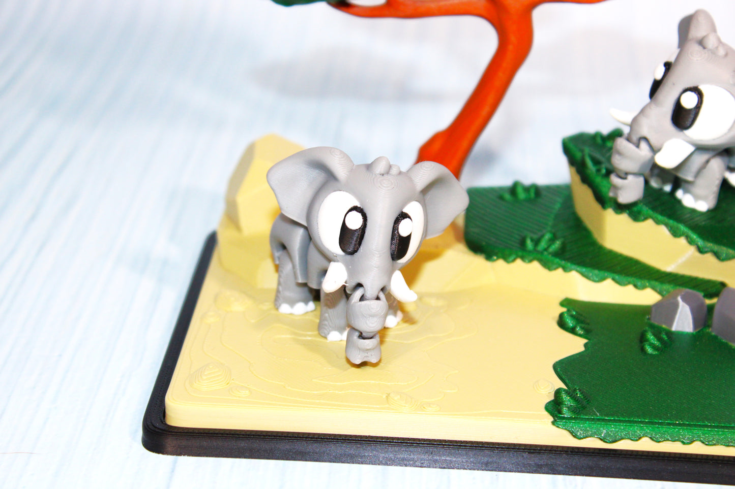 Flexi Elephant and Mini Safari Design Showcase-3D Printed Flexi Fidget- Comes with 2 Elephants) - Wonderland 3D Printing 
