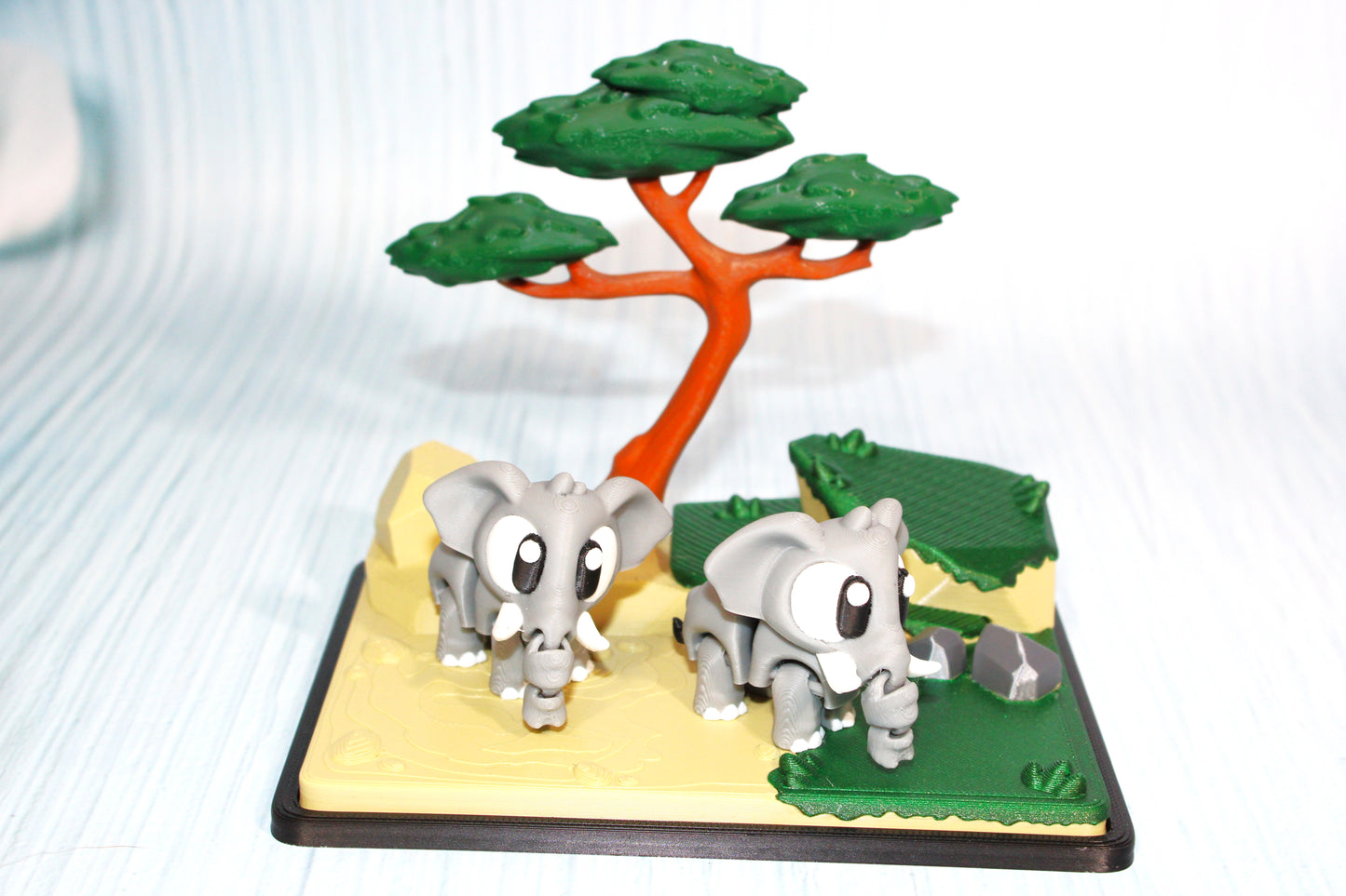 Flexi Elephant and Mini Safari Design Showcase-3D Printed Flexi Fidget- Comes with 2 Elephants) - Wonderland 3D Printing 