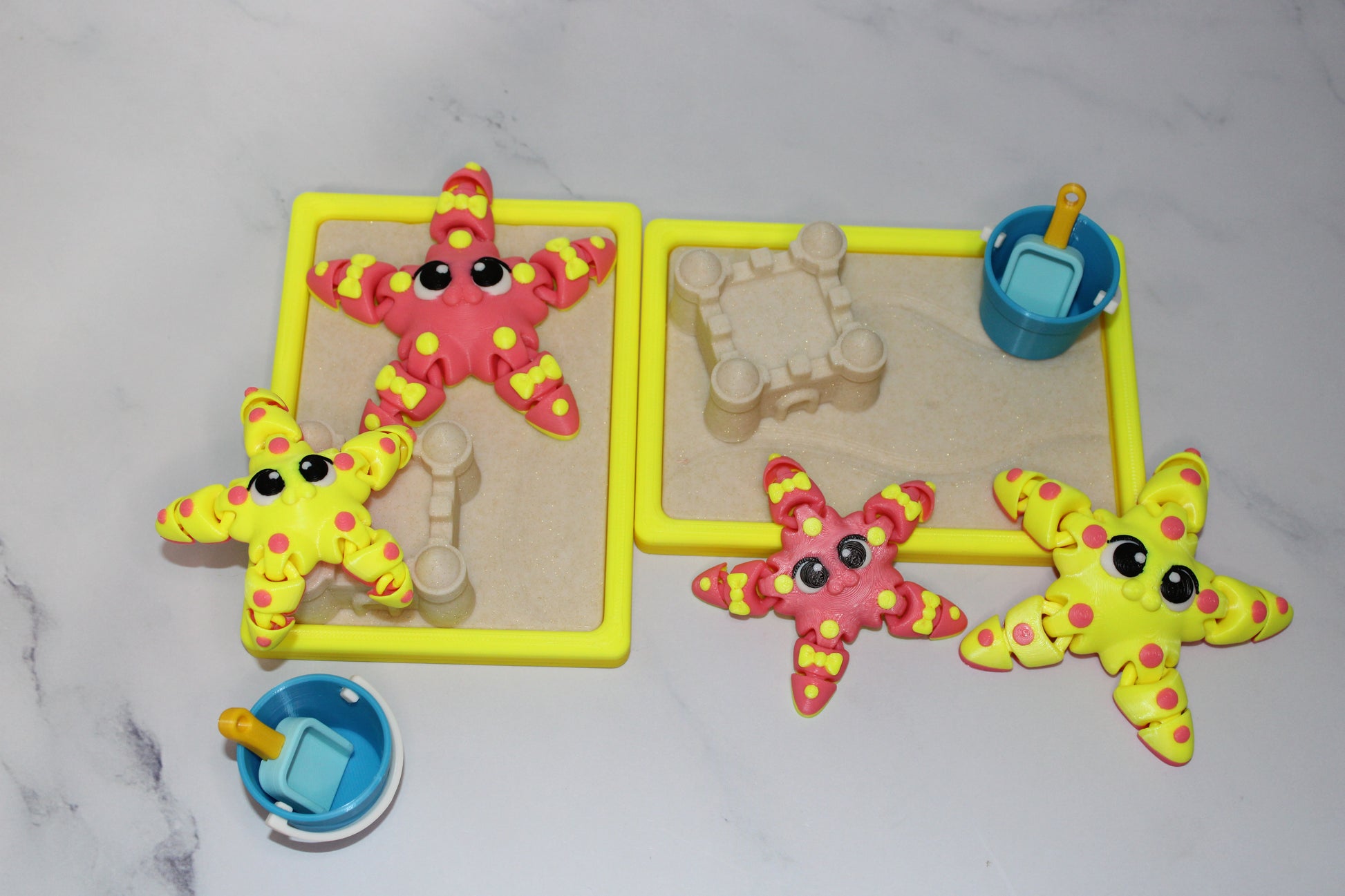 Flexi Starfish and Sand Playset 3D Printed Articulated Flexi Fidget - Wonderland 3D Printing 