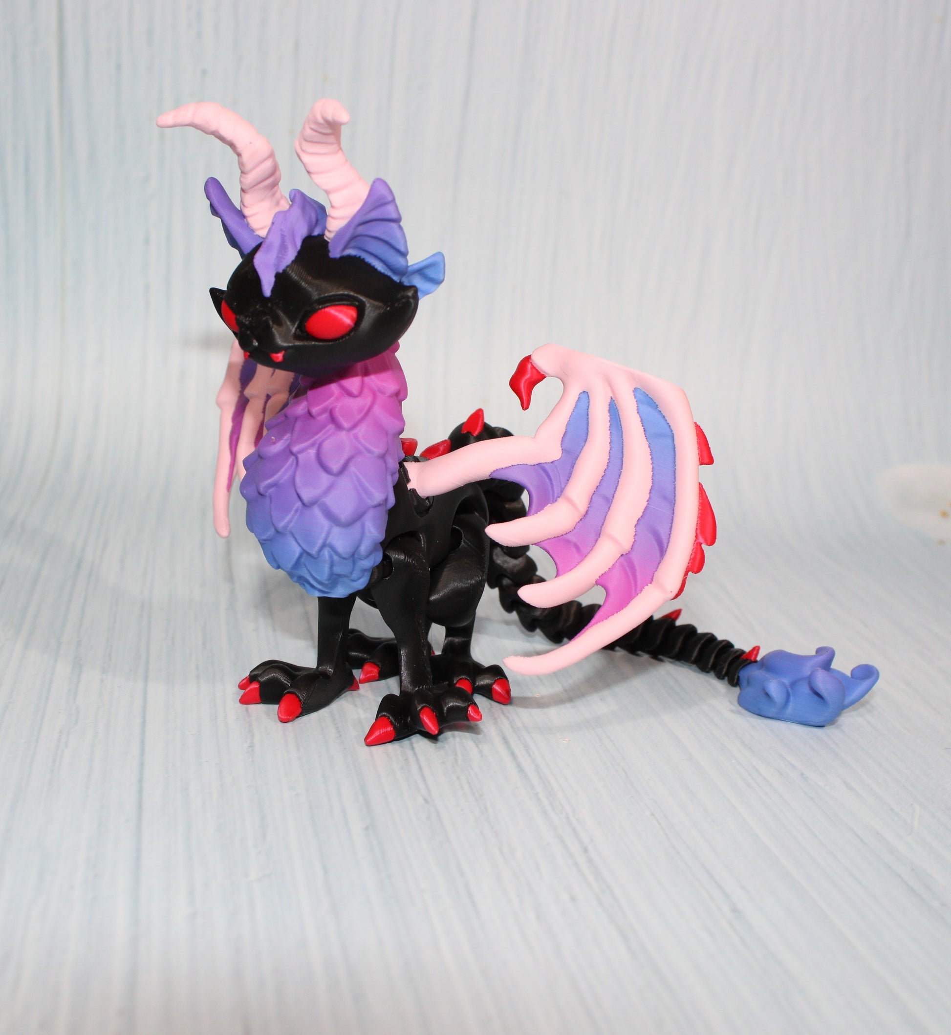 Twisty Cat Dragon 9.5" Long x 5.5" tall - Wonderland 3D Printing 