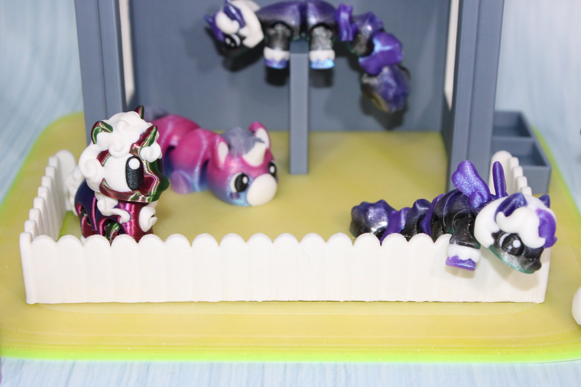3d printed Unicorn and Pony with Stable - Wonderland 3D Printing 