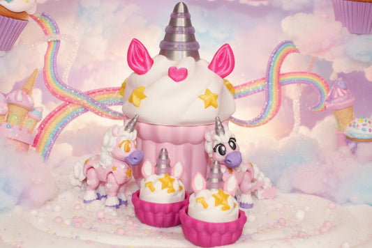3D-printed Unicorn Cupcake container comes with 2 Unicorn clickers - Wonderland 3D Printing 
