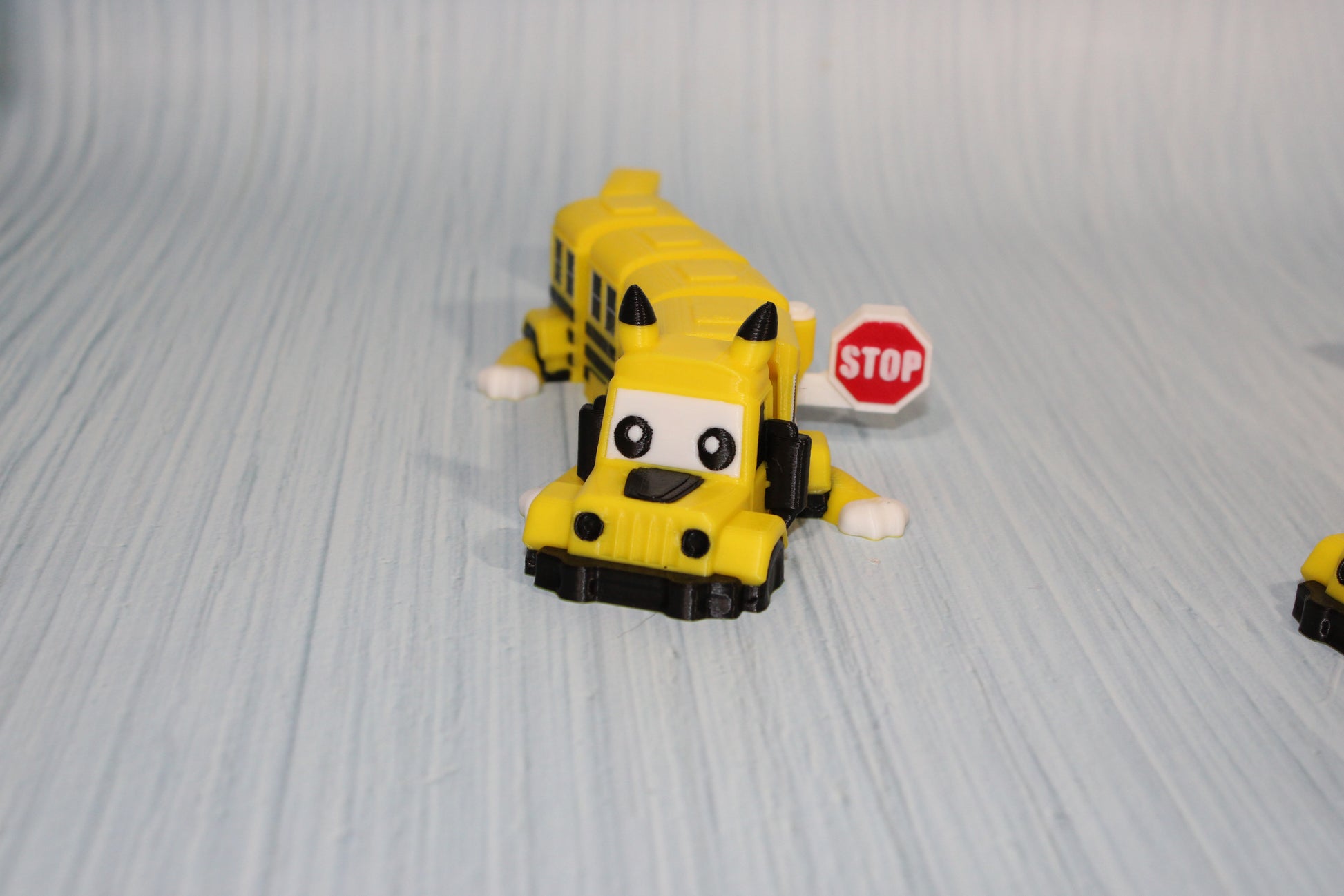 School Bus Dragon 7" - Wonderland 3D Printing 