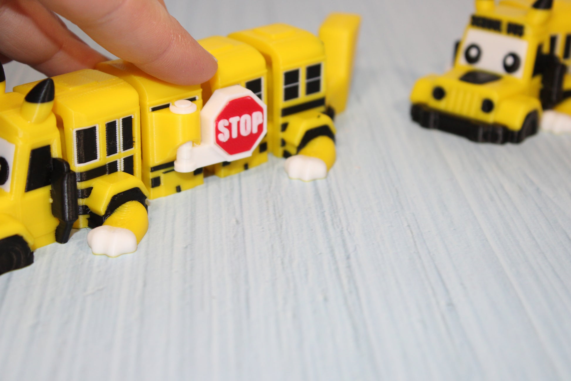 School Bus Dragon 7" - Wonderland 3D Printing 
