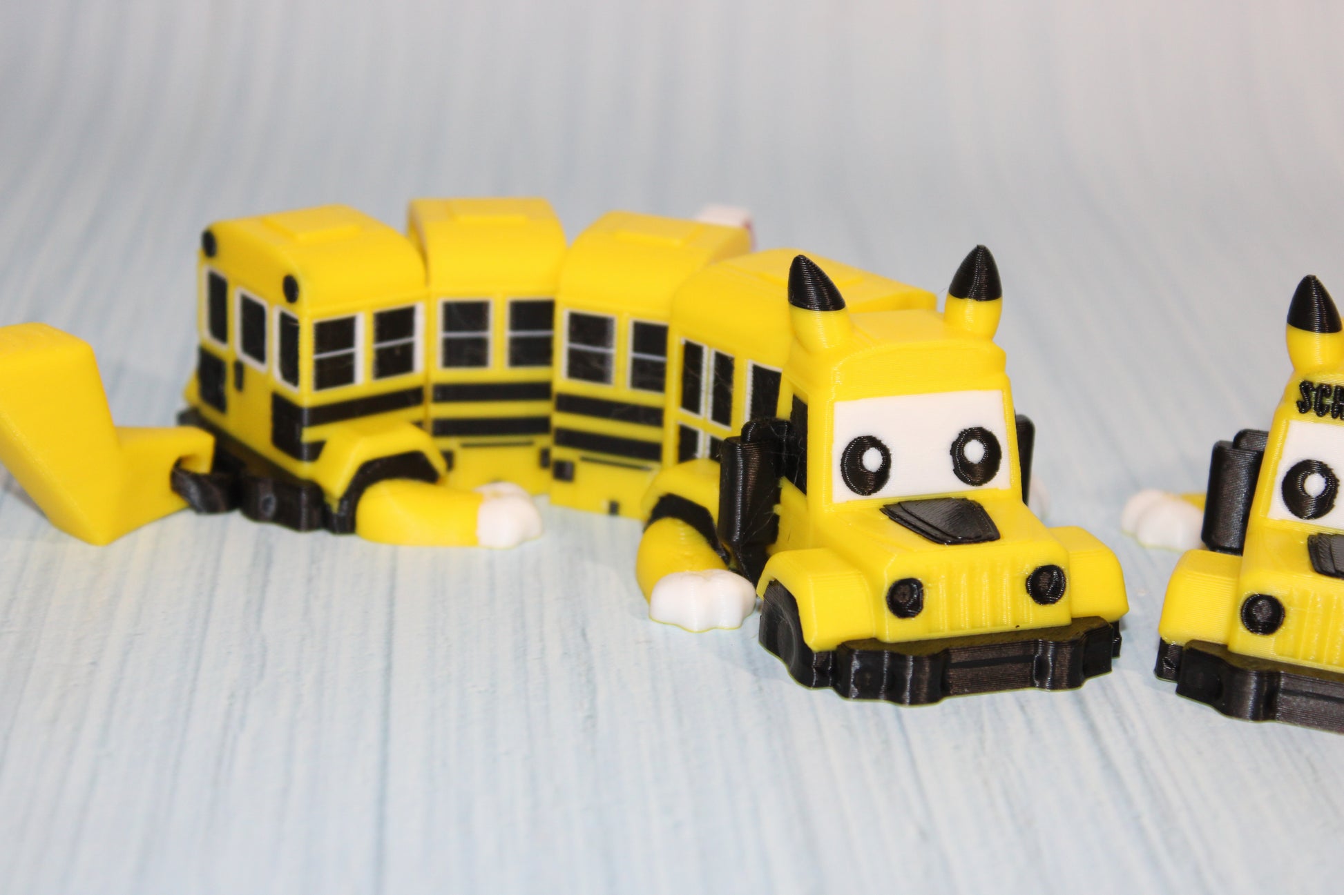 School Bus Dragon 7" - Wonderland 3D Printing 