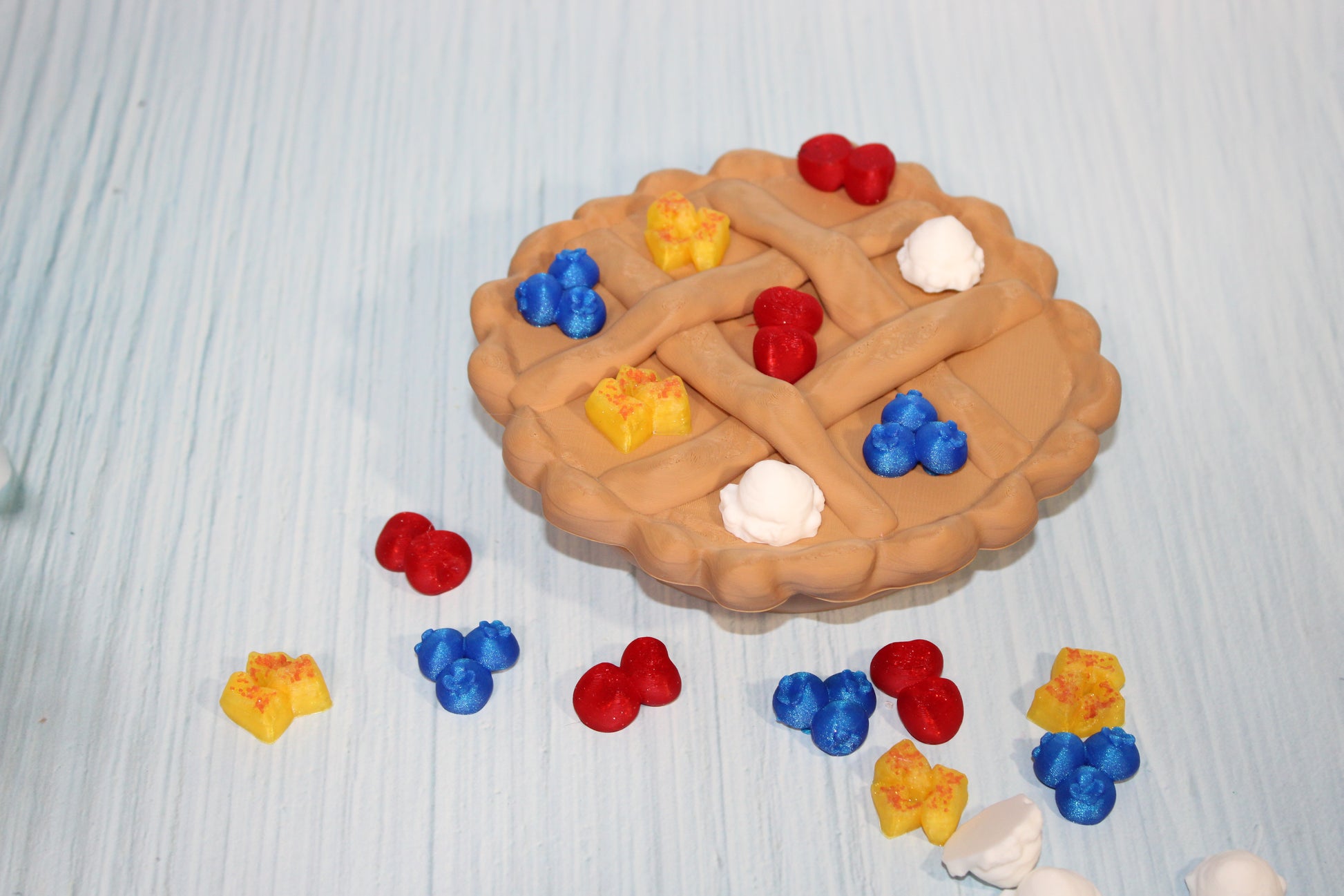 Pie Tic Tac Toe-3d printed - Wonderland 3D Printing 