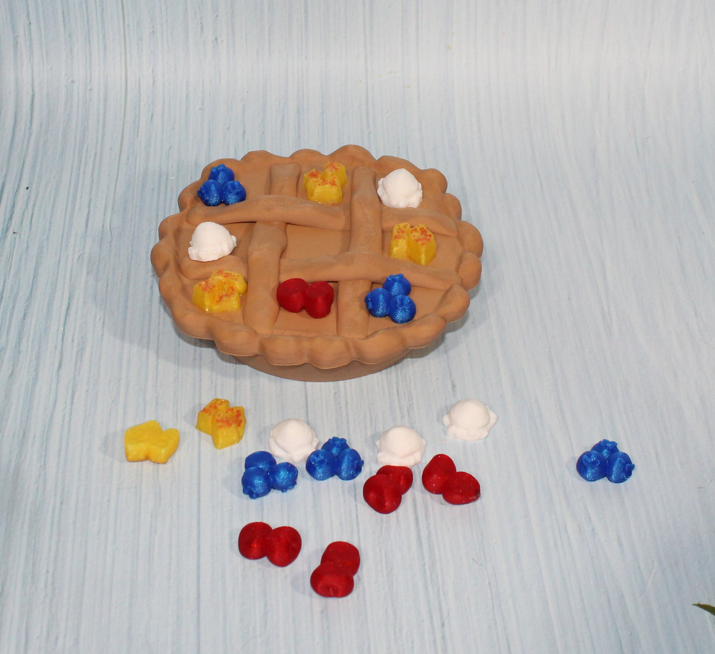 Pie Tic Tac Toe-3d printed - Wonderland 3D Printing 