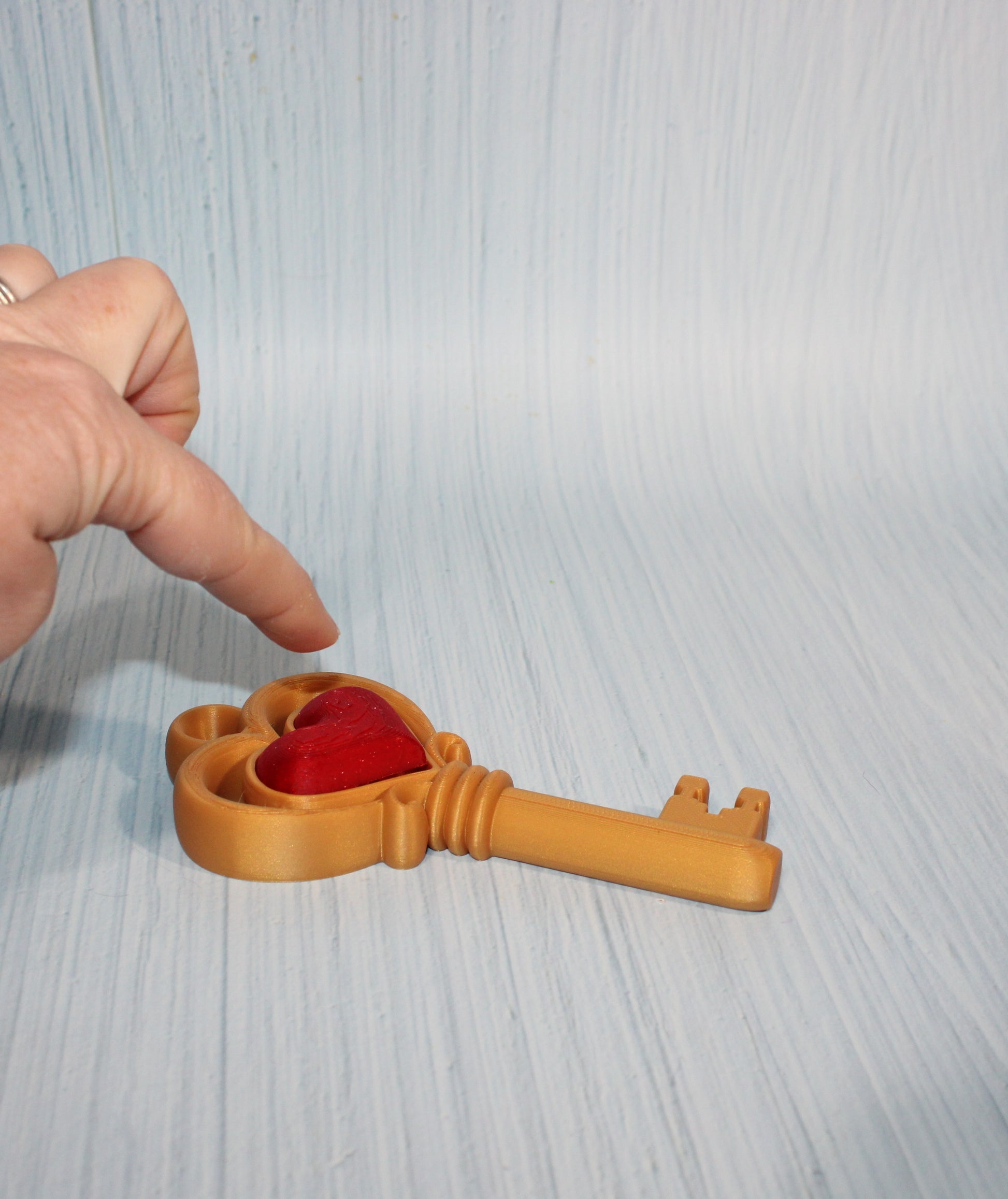 3d Printed Heart Key Clicker 5.5" - Wonderland 3D Printing 