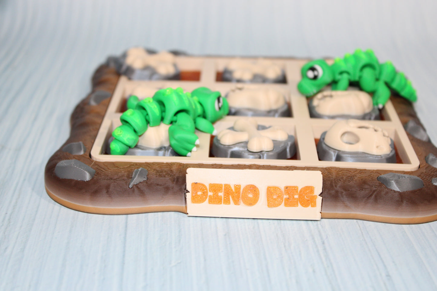 Dino Tic Tac Toe Game 3d printed - Wonderland 3D Printing 