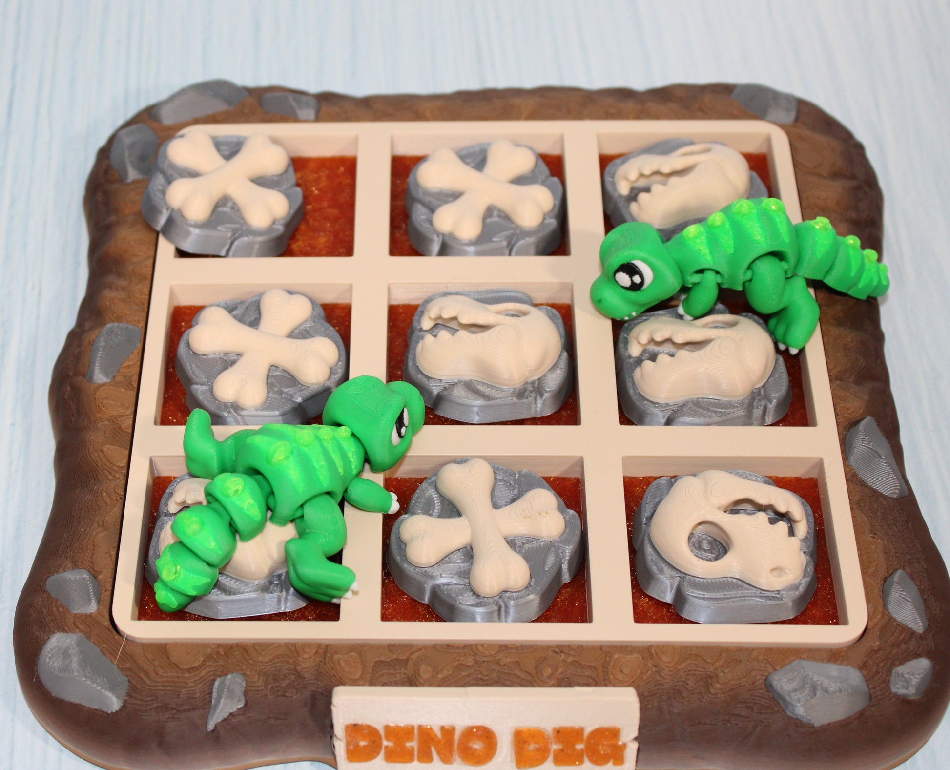 Dino Tic Tac Toe Game 3d printed - Wonderland 3D Printing 