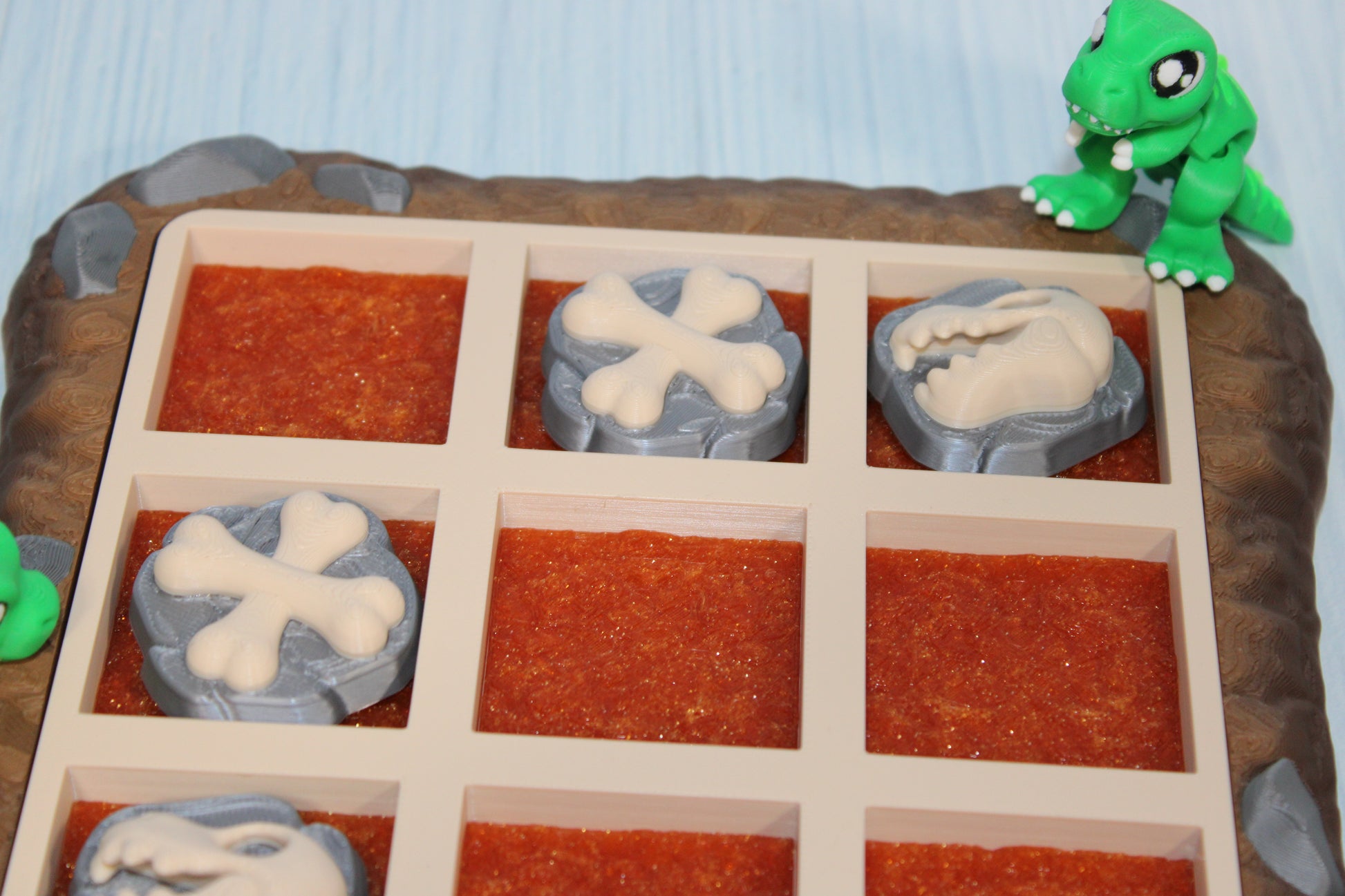 Dino Tic Tac Toe Game 3d printed - Wonderland 3D Printing 