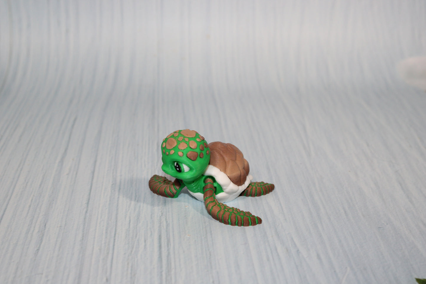3D Printed tiny sea turtle 2.5" - Wonderland 3D Printing 