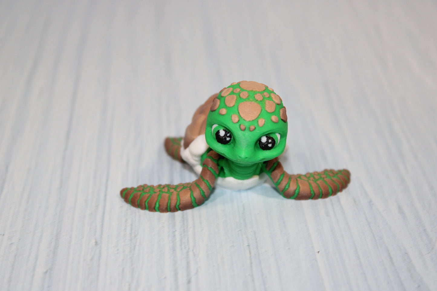3D Printed tiny sea turtle 2.5" - Wonderland 3D Printing 