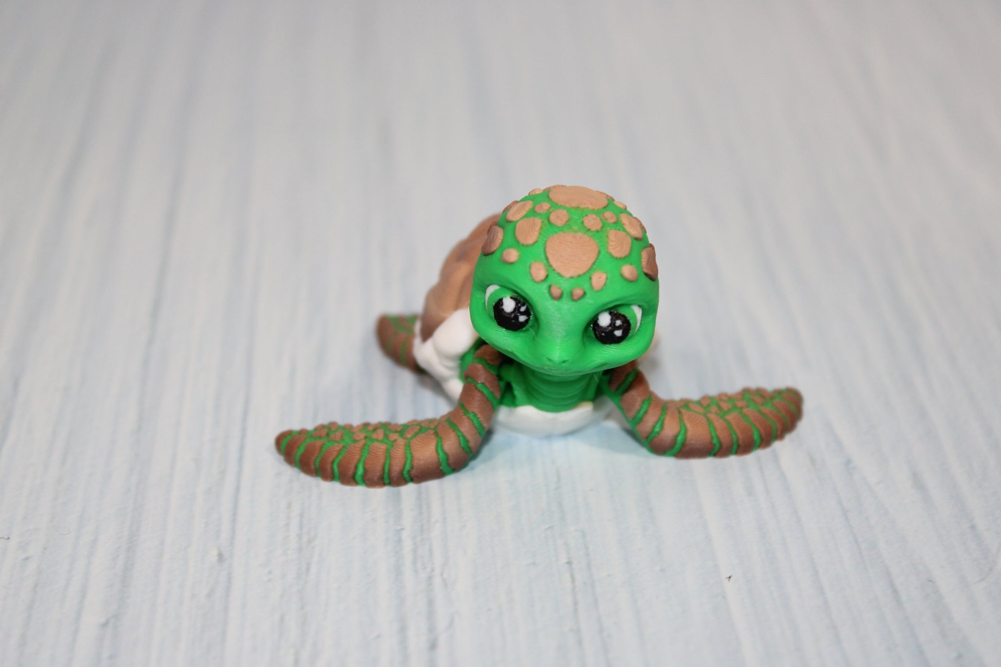 3D Printed tiny sea turtle 2.5" - Wonderland 3D Printing 
