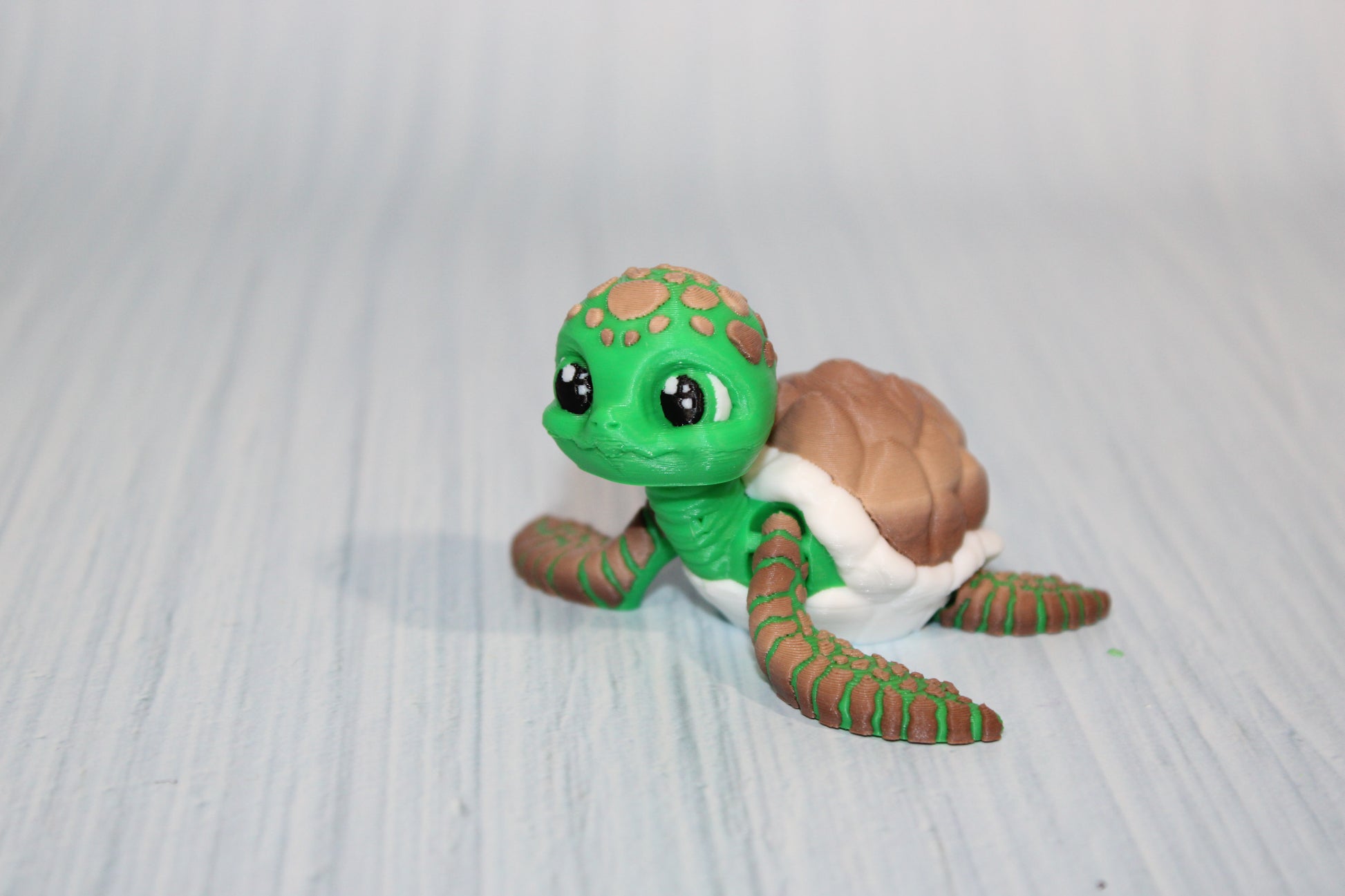 3D Printed tiny sea turtle 2.5" - Wonderland 3D Printing 