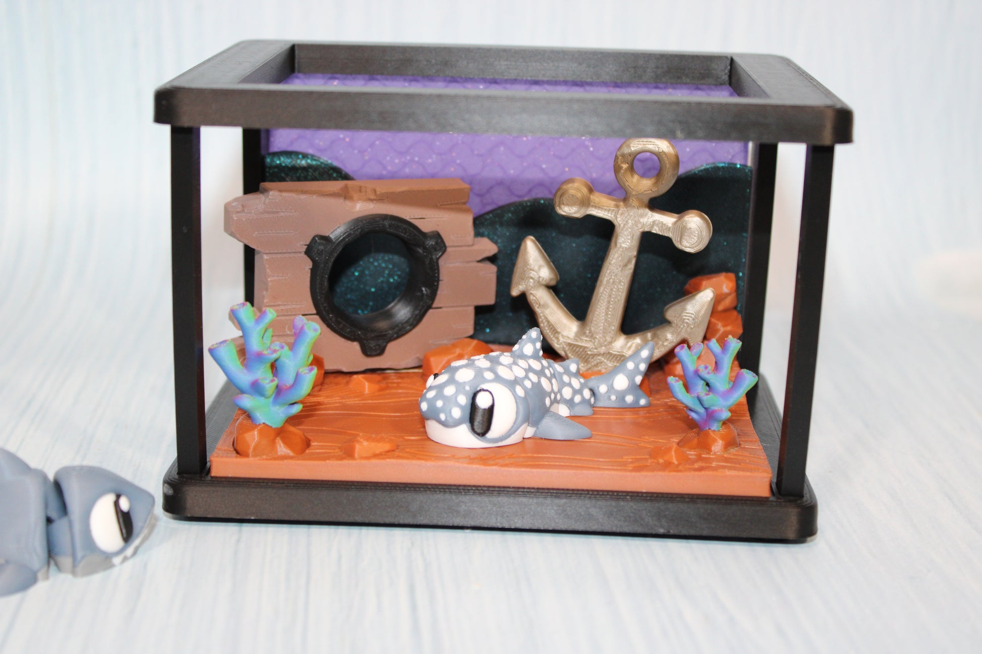 Deep Sea Tank Design Showcase-3D Printed Flexi Fidget- Comes with 2 flexi Sharks - Wonderland 3D Printing 