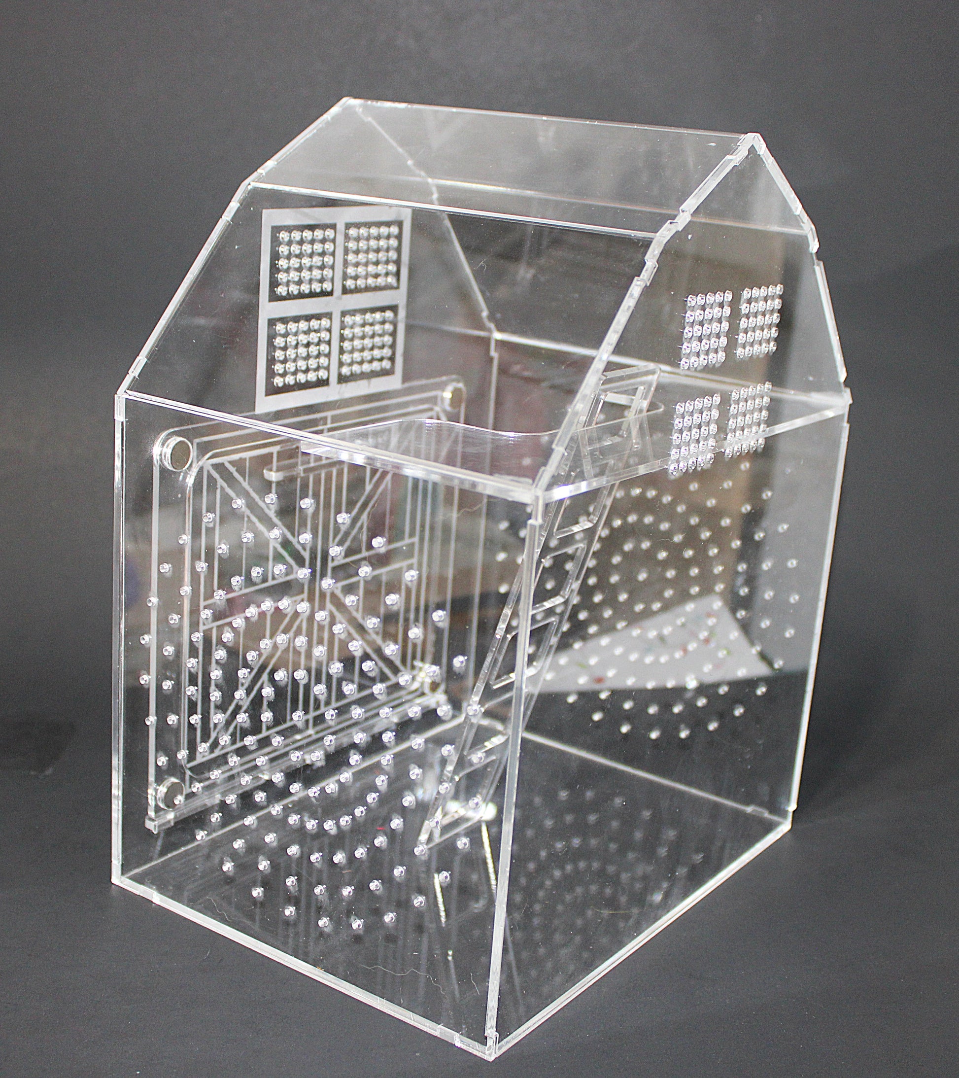 Custom Jumping Spider Enclosure Barn 10x8x6" - Wonderland 3D Printing 