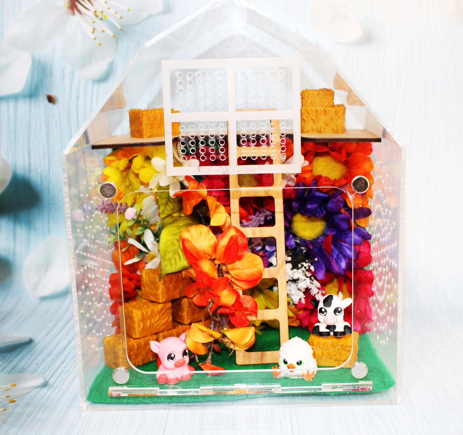 Decorated Custom Barn 10x8x6"-Terrarium - Wonderland 3D Printing 
