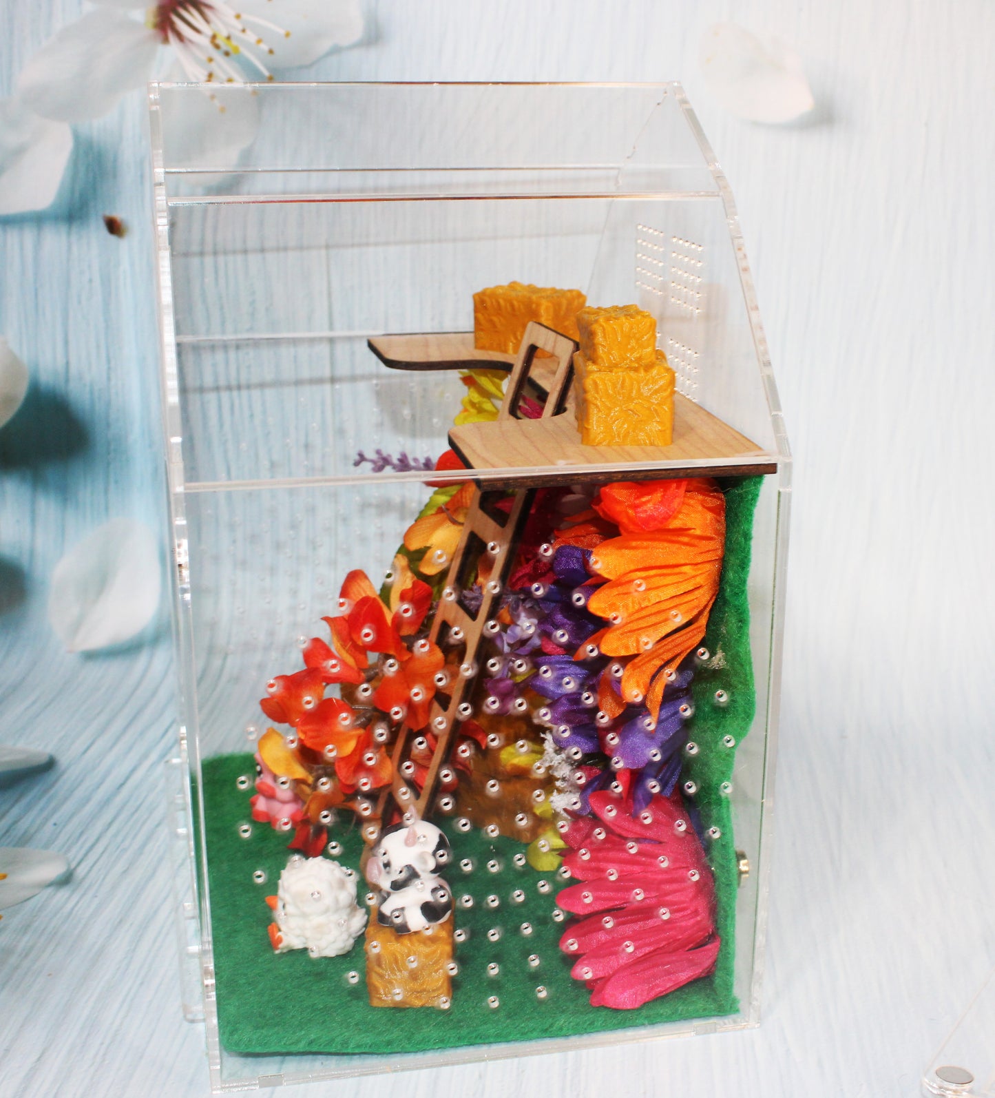 Decorated Custom Barn 10x8x6"-Terrarium - Wonderland 3D Printing 