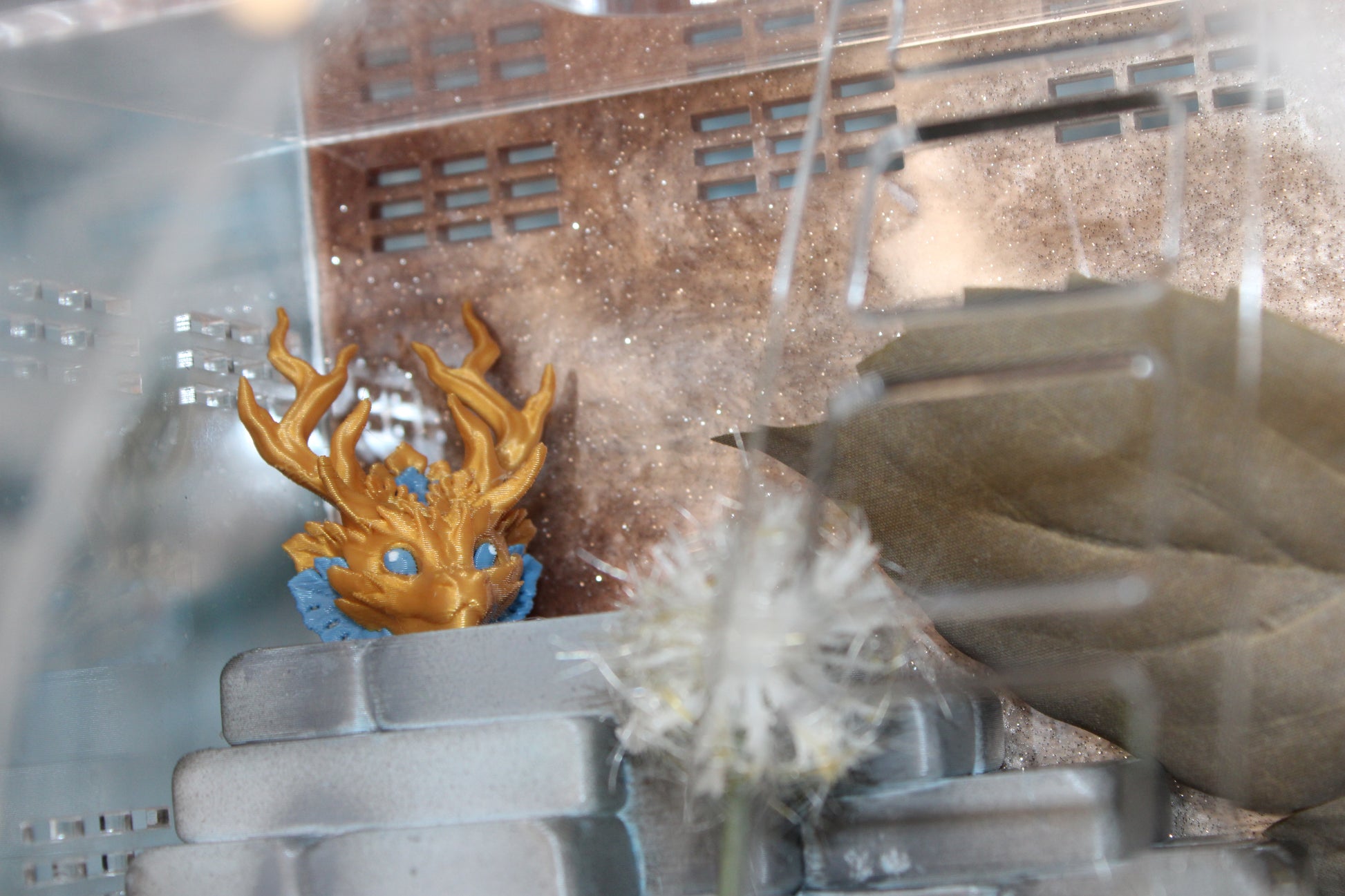 Fully Decorated Custom Jumping Spider Enclosure Castle 9x8x6" - Wonderland 3D Printing 