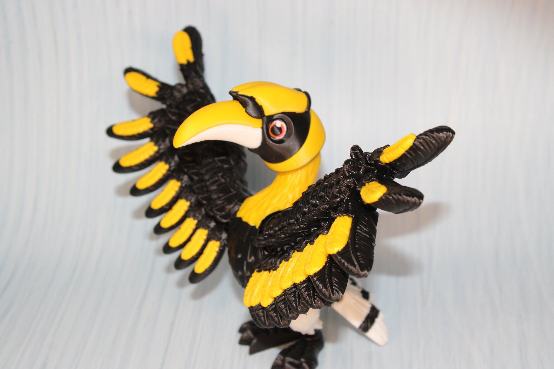 Great Horned Bill 9" wingspan 6.75" tall - Wonderland 3D Printing 