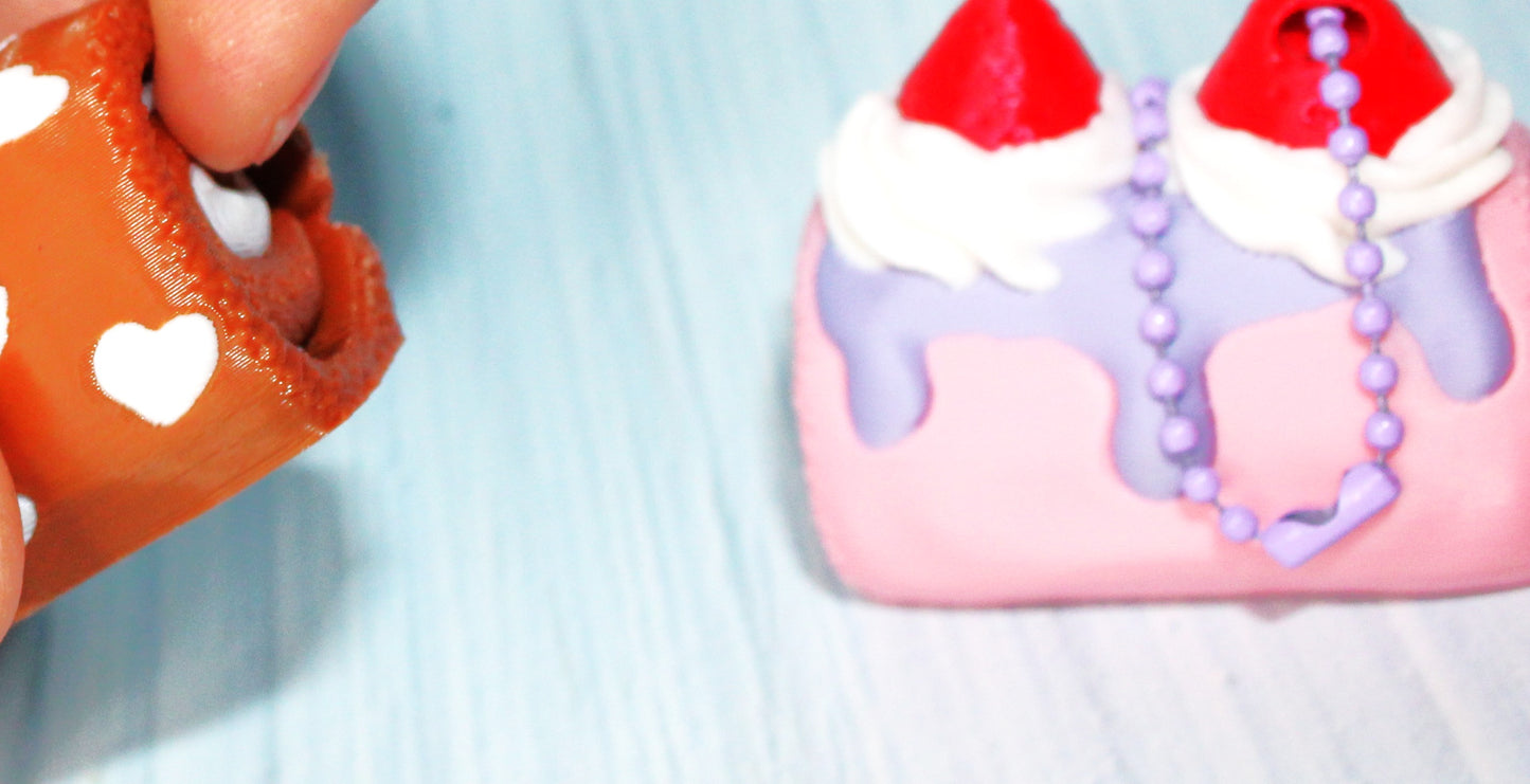 Cake Roll Clickers-3d printed - Wonderland 3D Printing 