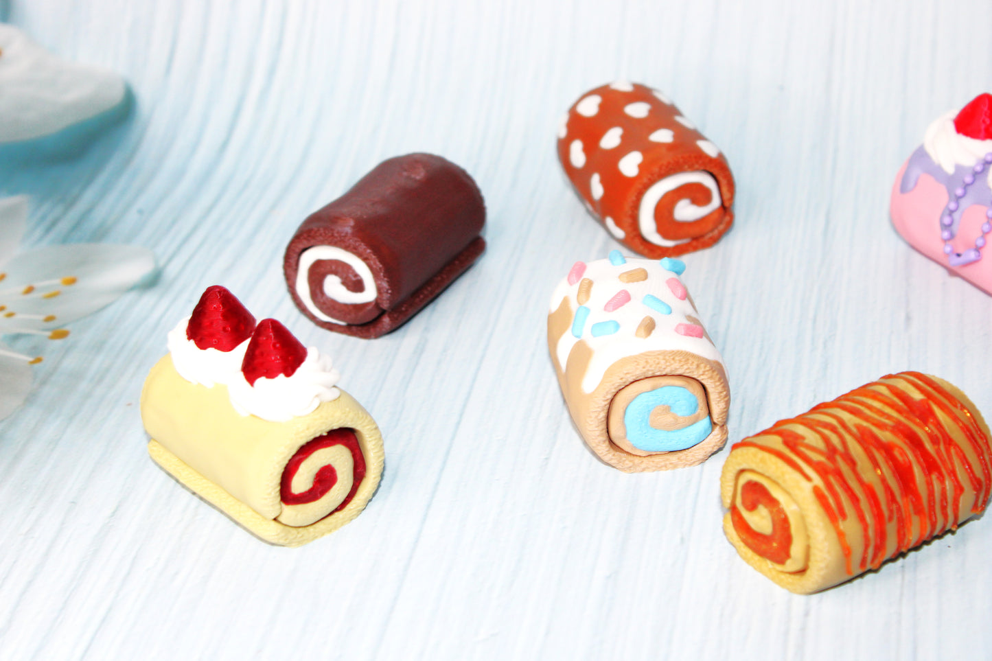 Cake Roll Clickers-3d printed - Wonderland 3D Printing 