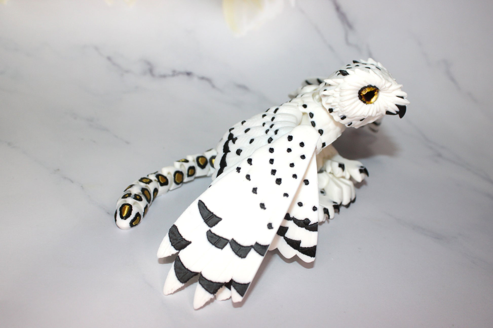 Gryphon 9 inches x10.5 in wingspan-3D Printed Articulated Flexi Fidget Figurine - Wonderland 3D Printing 