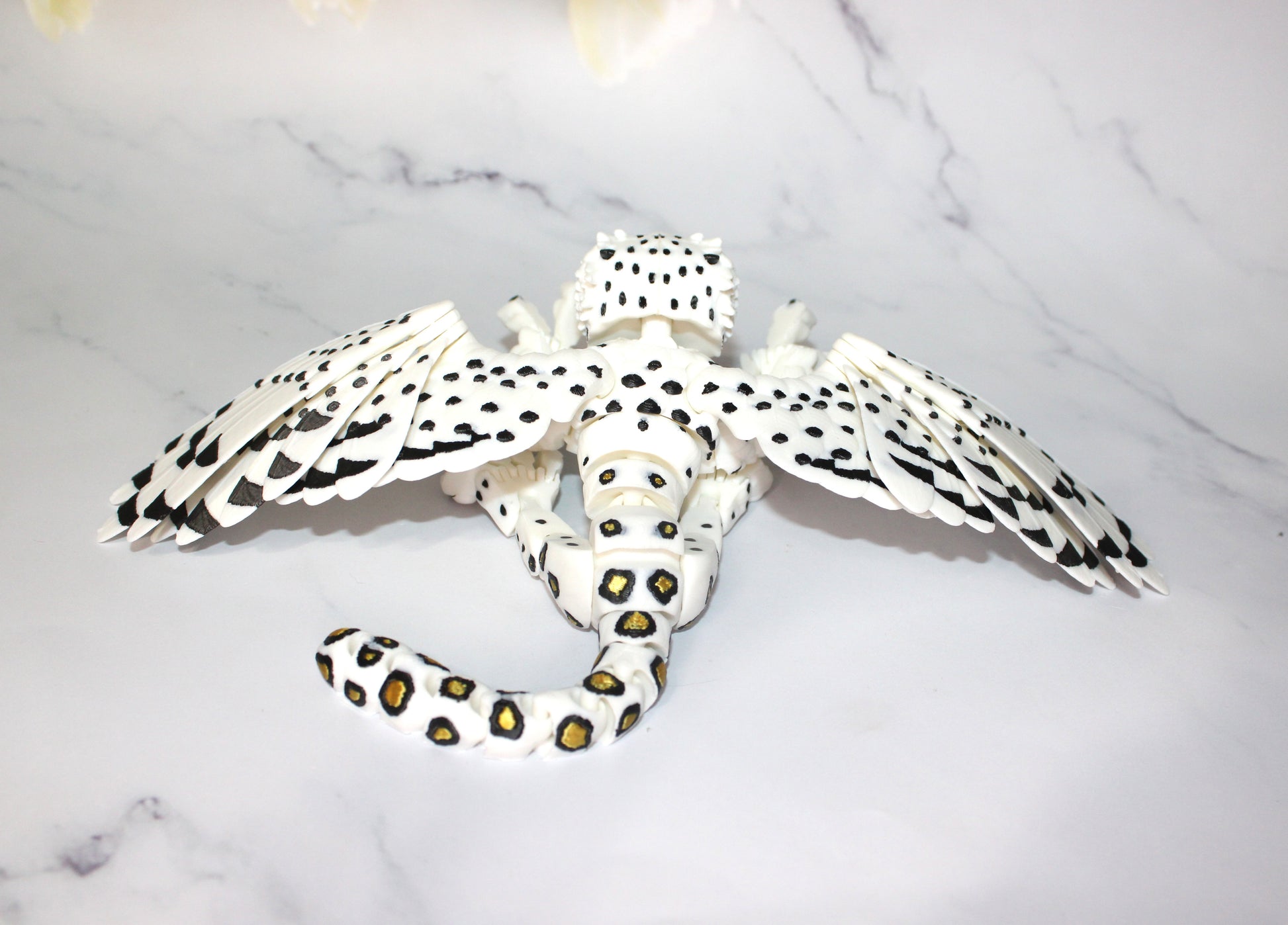 Gryphon 9 inches x10.5 in wingspan-3D Printed Articulated Flexi Fidget Figurine - Wonderland 3D Printing 