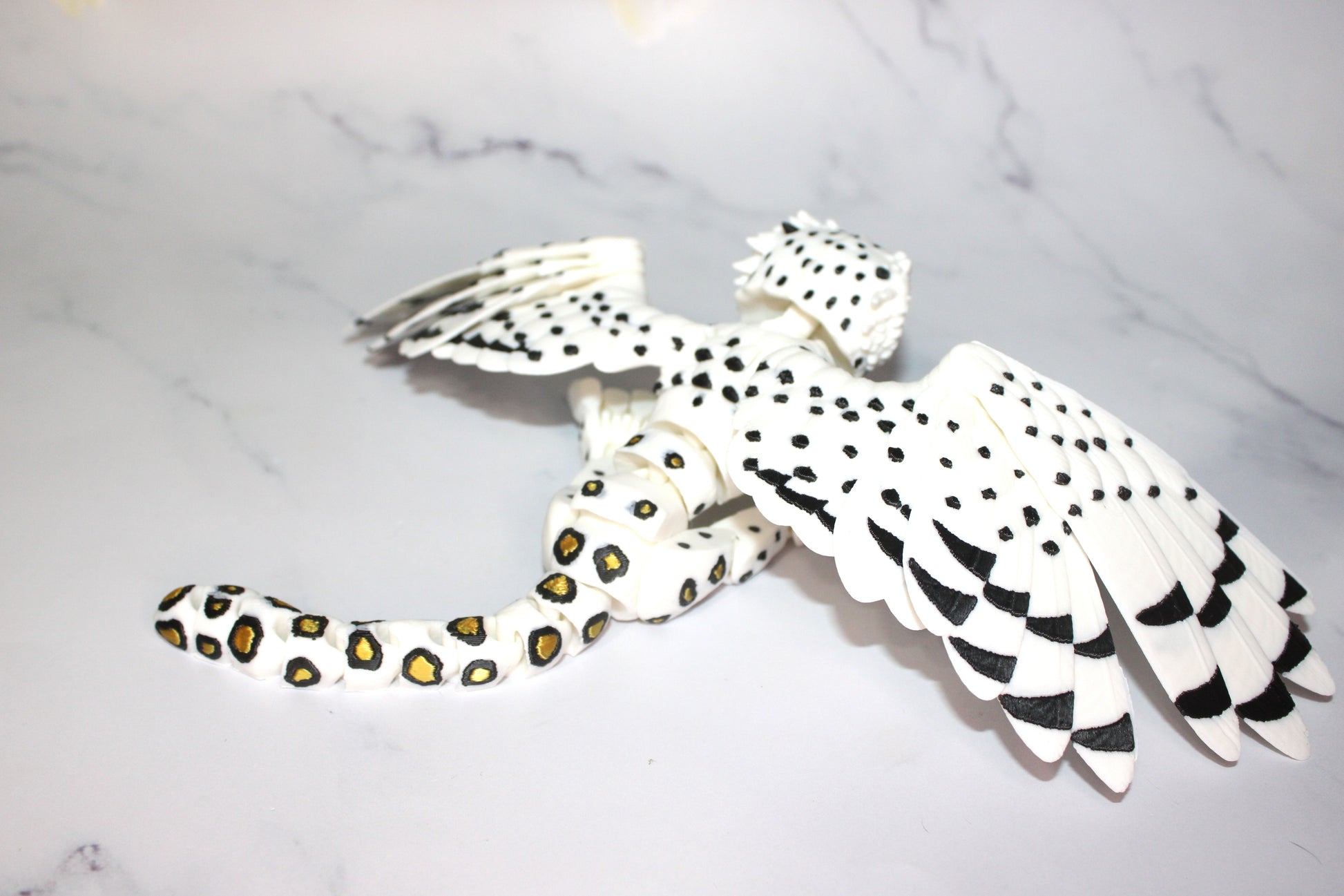 Gryphon 9 inches x10.5 in wingspan-3D Printed Articulated Flexi Fidget Figurine - Wonderland 3D Printing 