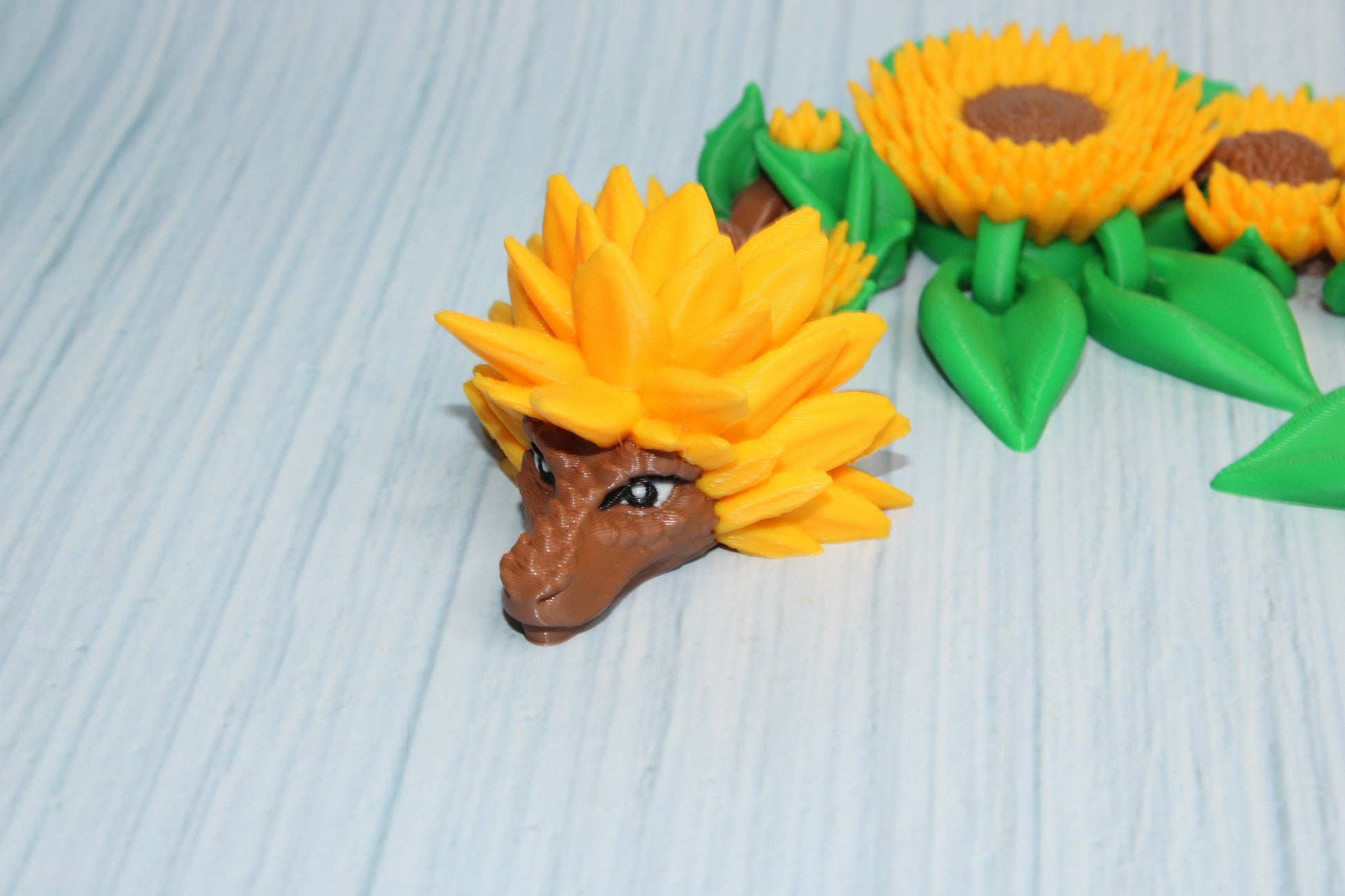 3D Printed Sunflower Dragon-20" - Wonderland 3D Printing 
